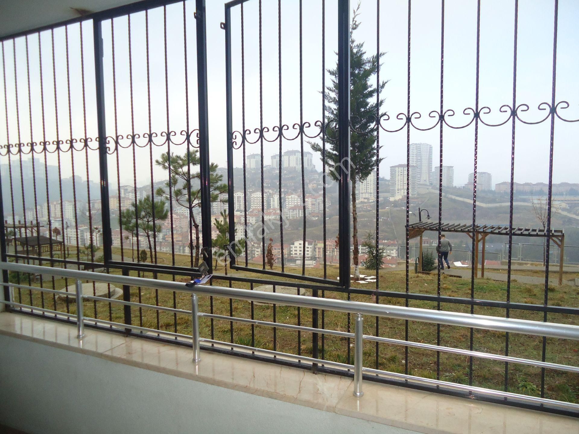 Krc'den Merkezi Konumda Eşyalı Kiralık 3+1 Daire - Görsel 10