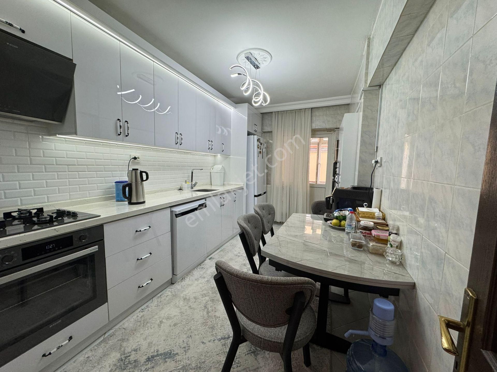 19 Mayıs'ta Cadde Üzeri Full Yapılı 3+1 Daire! - Görsel 4