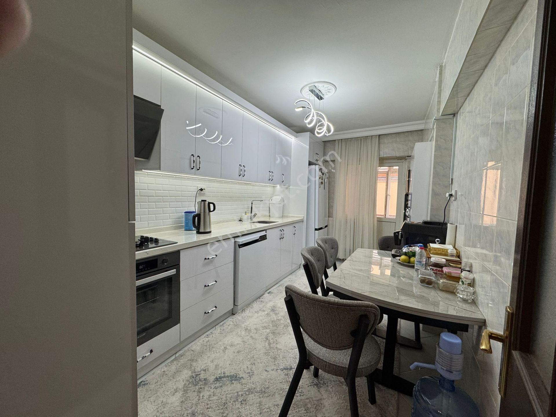 19 Mayıs'ta Cadde Üzeri Full Yapılı 3+1 Daire! - Görsel 5