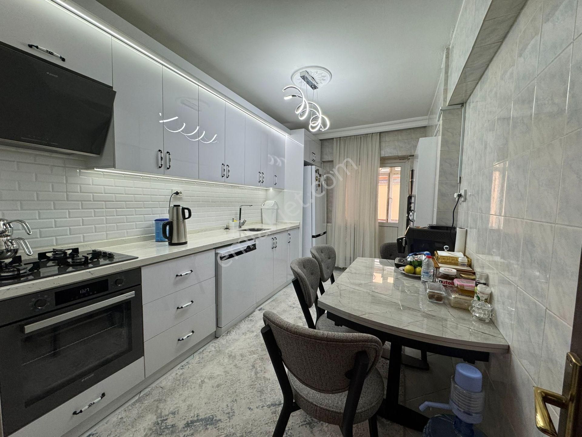 19 Mayıs'ta Cadde Üzeri Full Yapılı 3+1 Daire! - Görsel 3