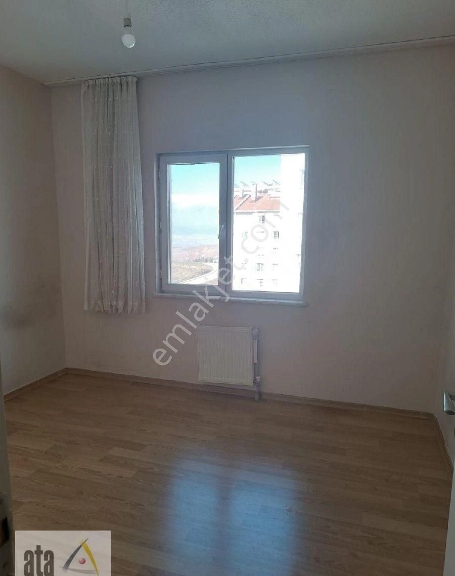 Yapracık 13 Üncü Bölgede 8. Katda Ferah 3+1 - Görsel 4