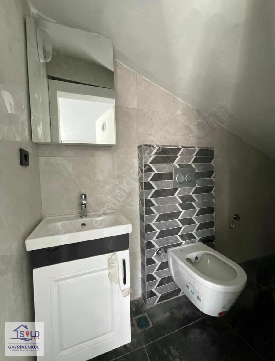 Urla Güvendik Mah Çeşmealtında Sıfır Denize Yakın Satılık Villa - Görsel 7