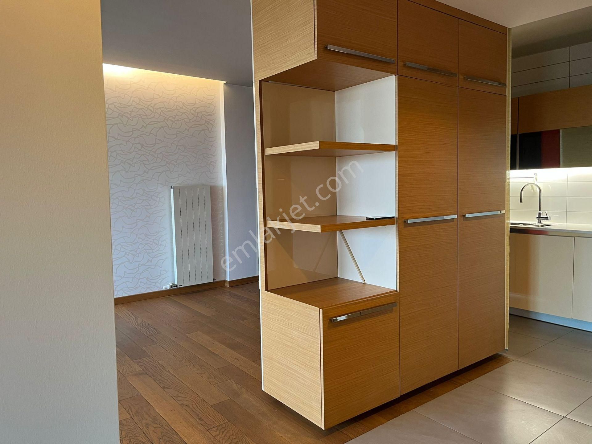 Nish İstanbul 10. Kat 1+1 Kiralık Ofis - Görsel 21