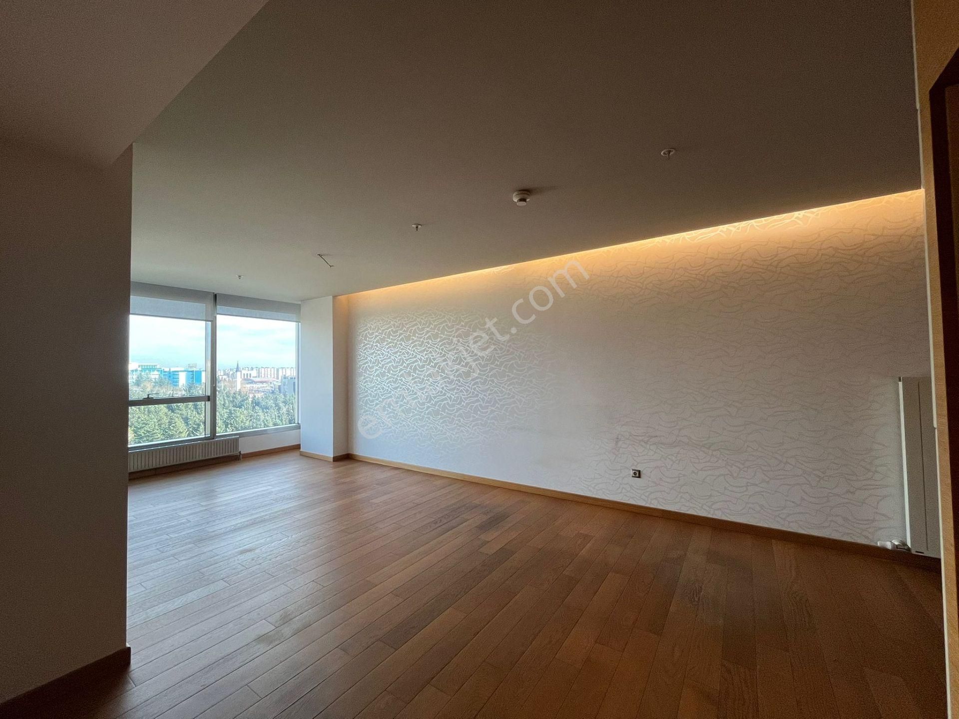 Nish İstanbul 10. Kat 1+1 Kiralık Ofis - Görsel 12