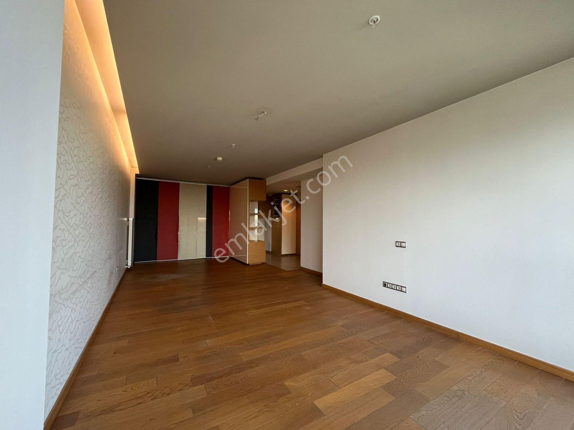 Nish İstanbul 10. Kat 1+1 Kiralık Ofis - Görsel 15