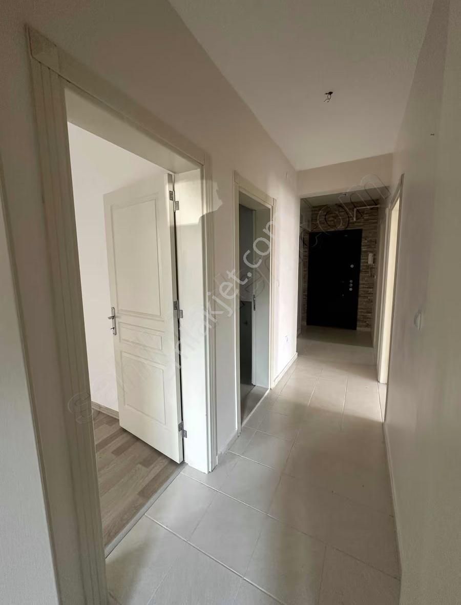 Yazır Mah. Maliye Toki Konutları Arakat 2+1 Bakımlı Satılık - Görsel 3