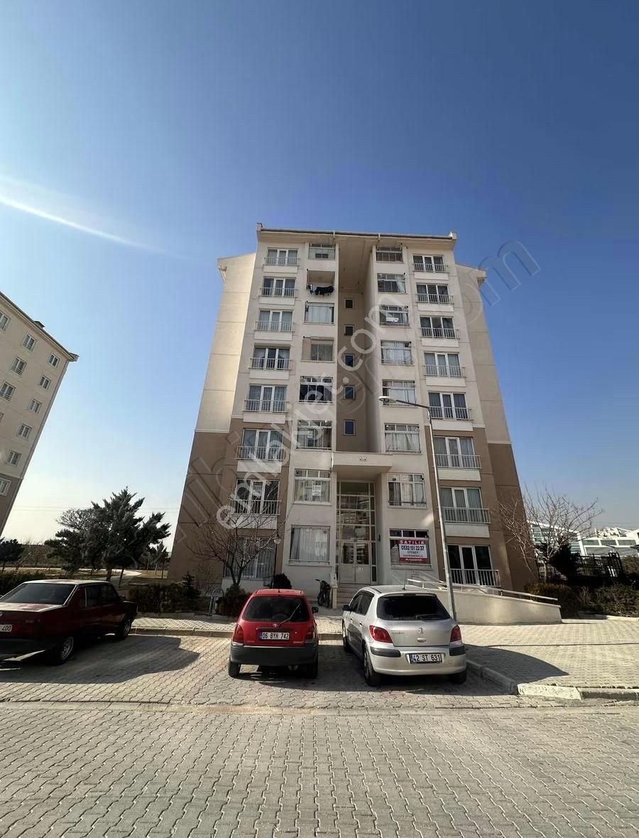 Yazır Mah. Maliye Toki Konutları Arakat 2+1 Bakımlı Satılık