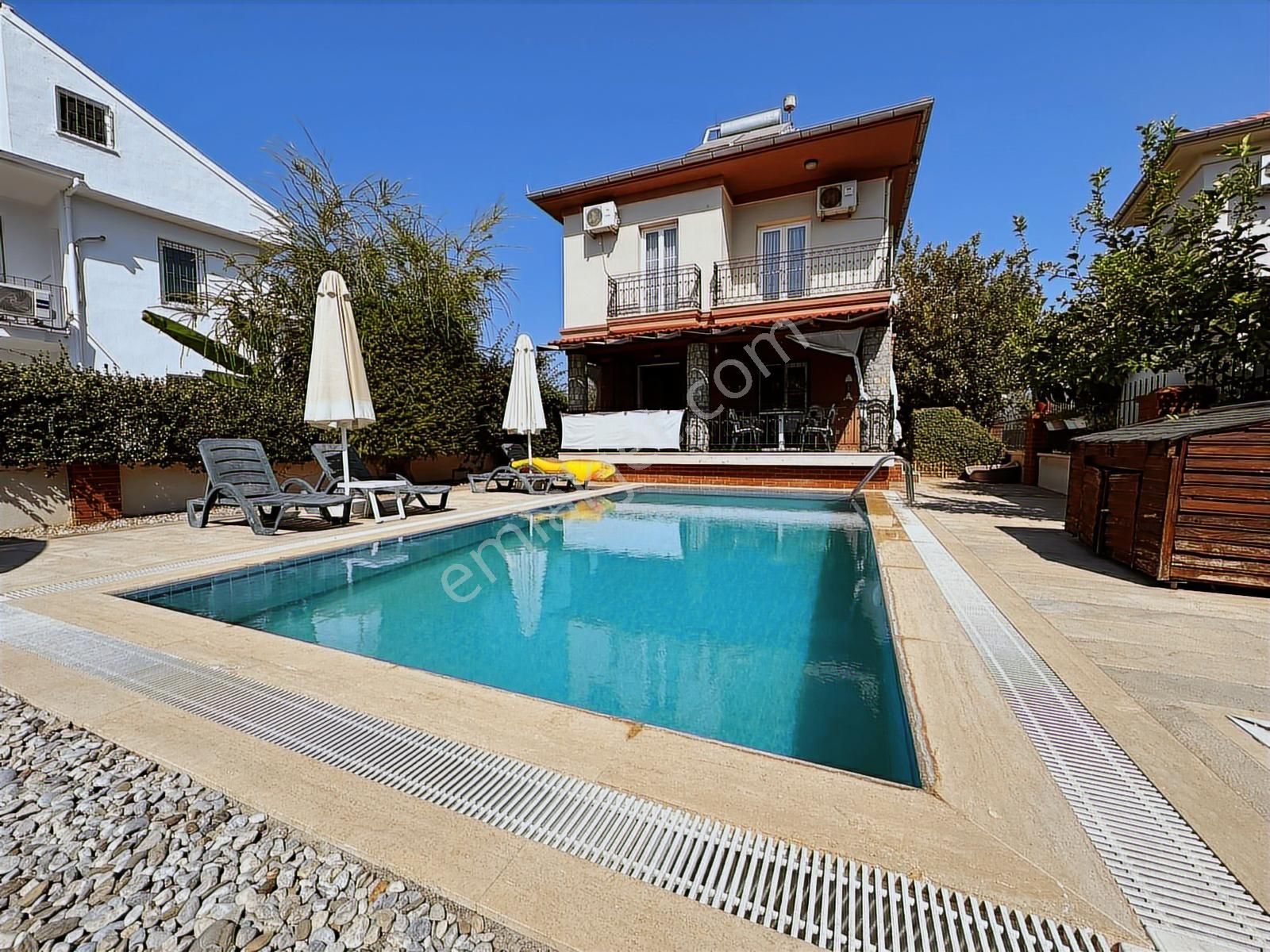 Stoptan Denize Yürüme Mesafesi 360m² Arsa Paylı Müstakil Villa - Görsel 19