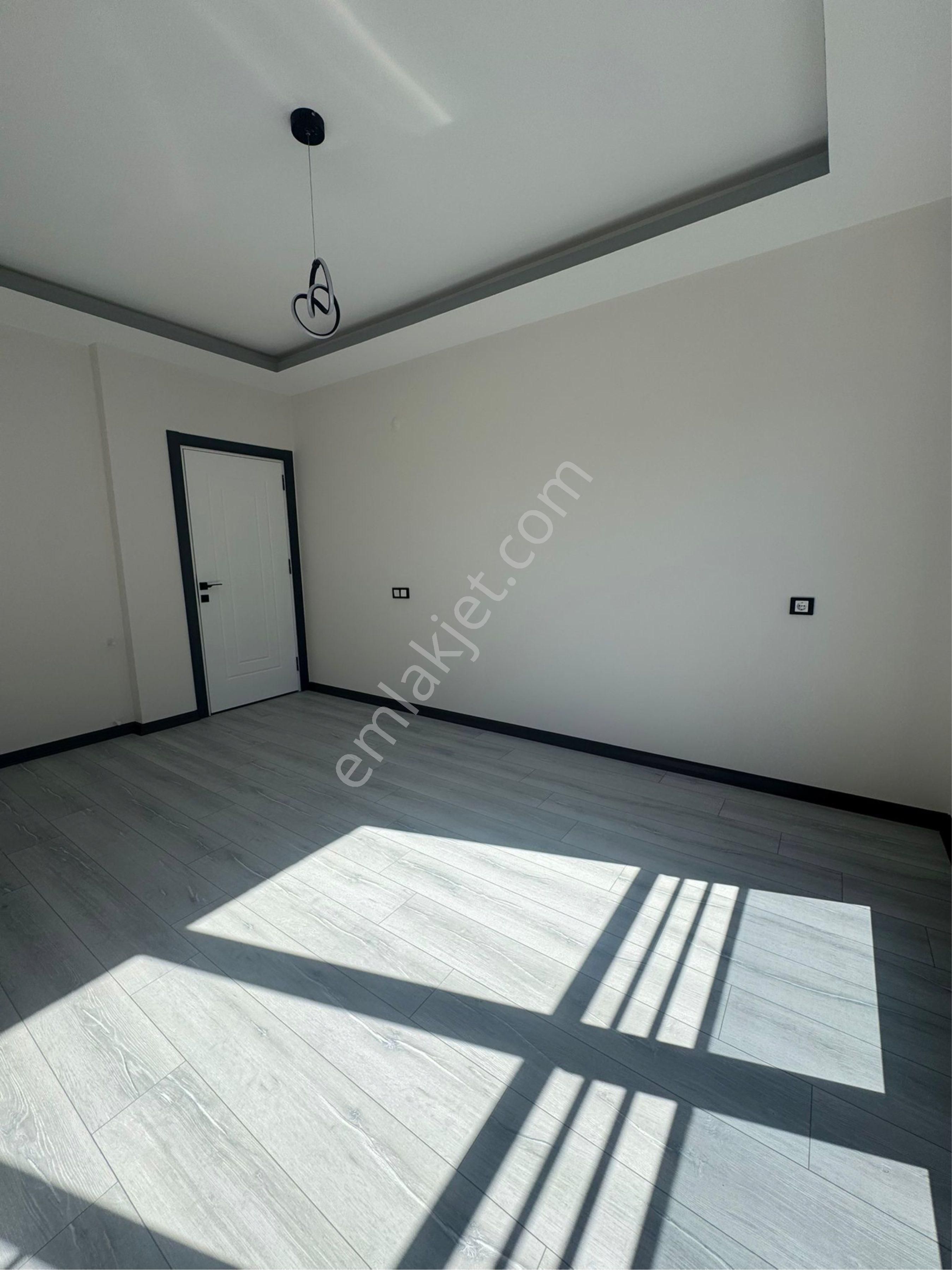 Efeler Mah. Efeler Ortaokulu Yanı 1+1 Daire - Görsel 13