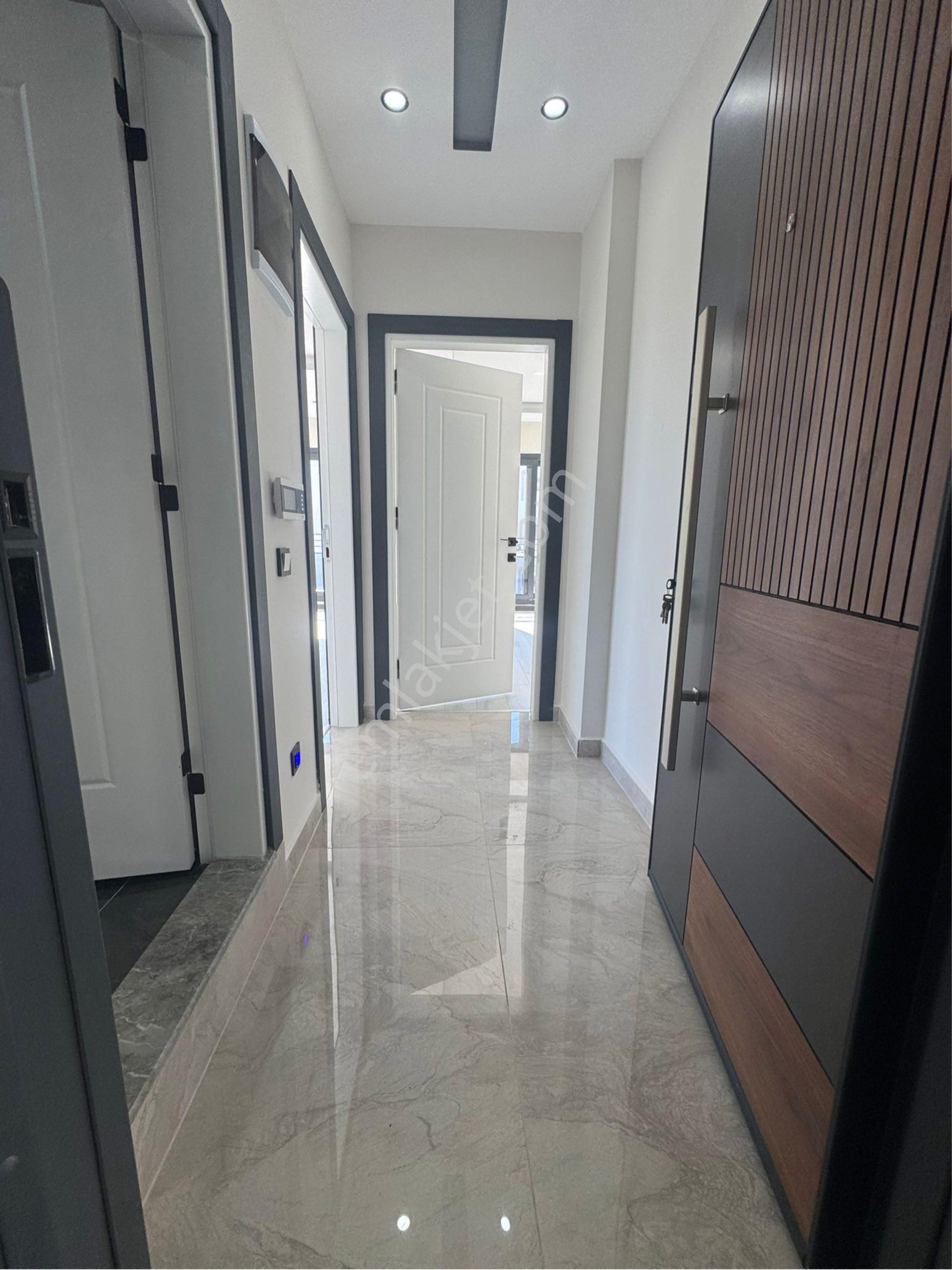 Efeler Mah. Efeler Ortaokulu Yanı 1+1 Daire - Görsel 19