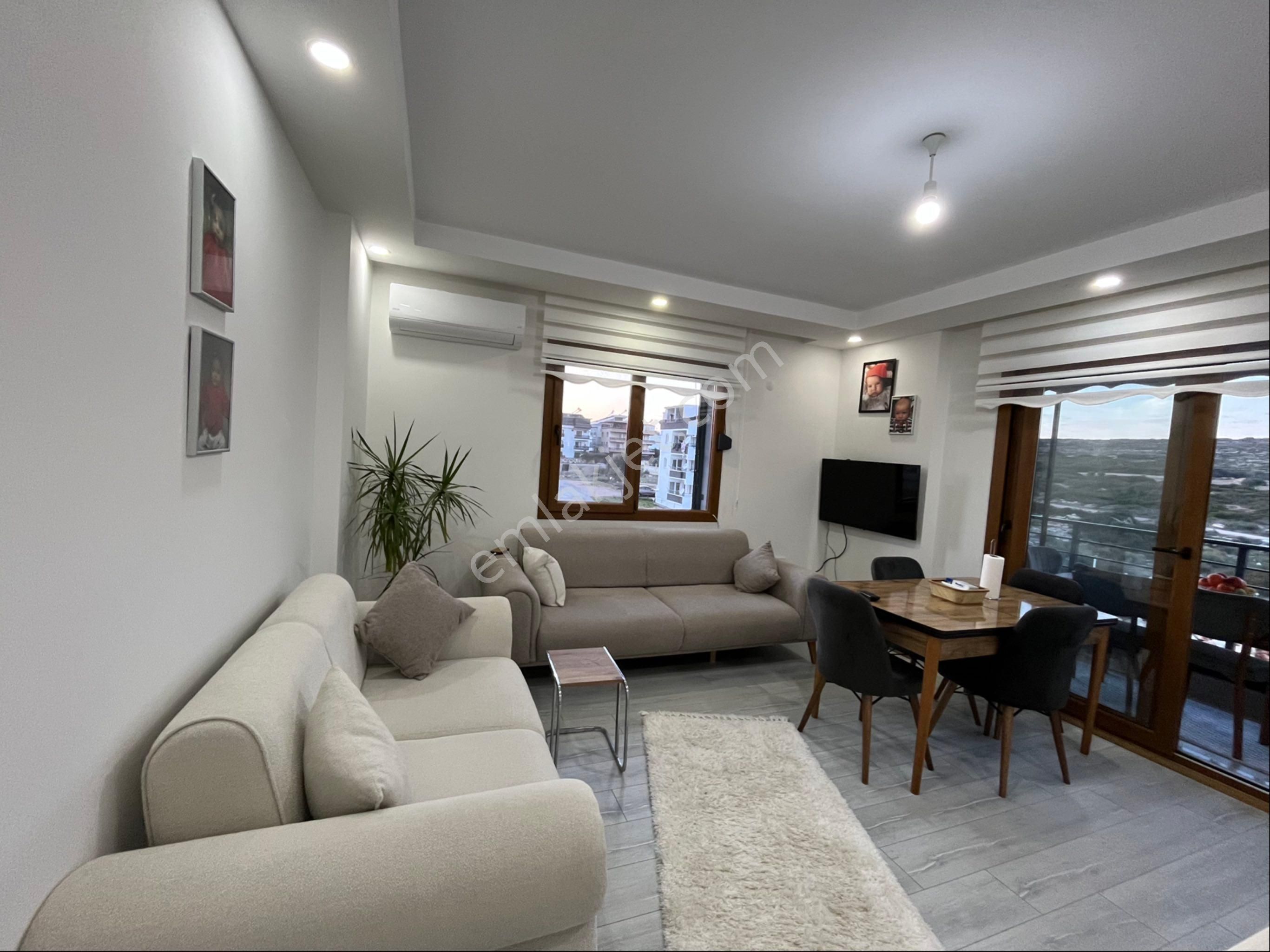 Cumhuriyet Mahallesi’nde Full Eşyalı, Sıfır, Ön Cephe Manzaralı Daire