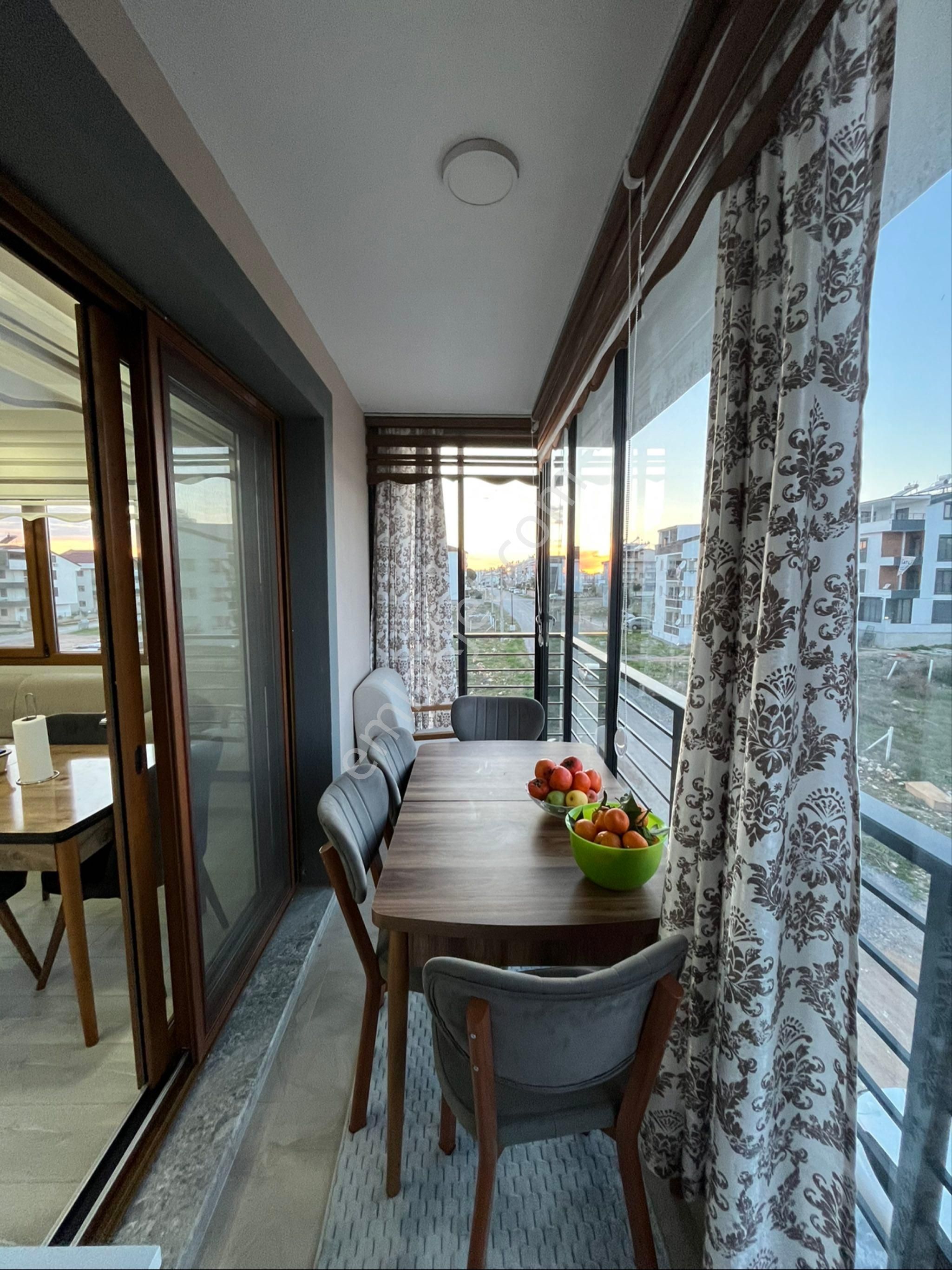 Cumhuriyet Mahallesi’nde Full Eşyalı, Sıfır, Ön Cephe Manzaralı Daire - Görsel 6