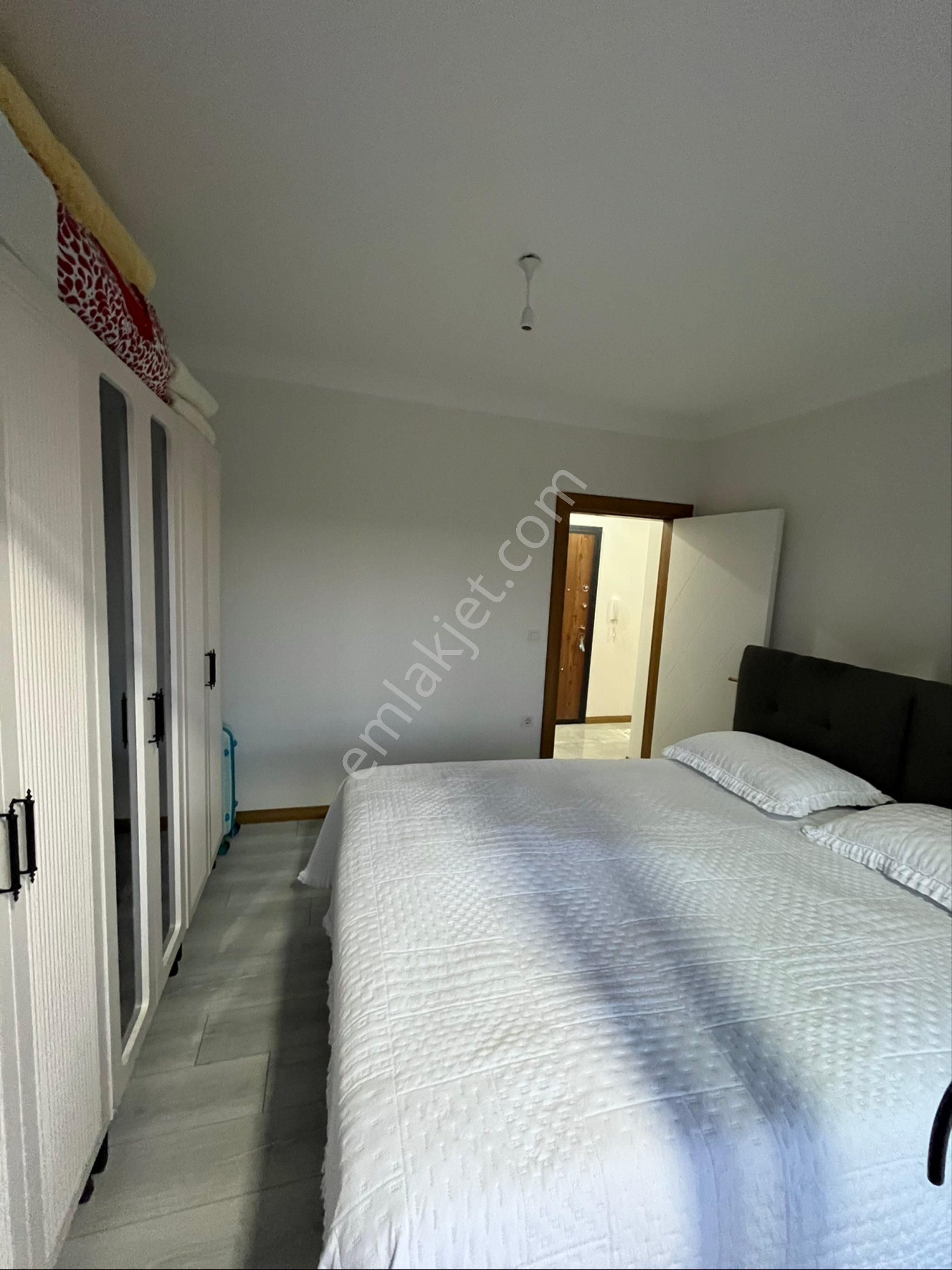 Cumhuriyet Mahallesi’nde Full Eşyalı, Sıfır, Ön Cephe Manzaralı Daire - Görsel 25