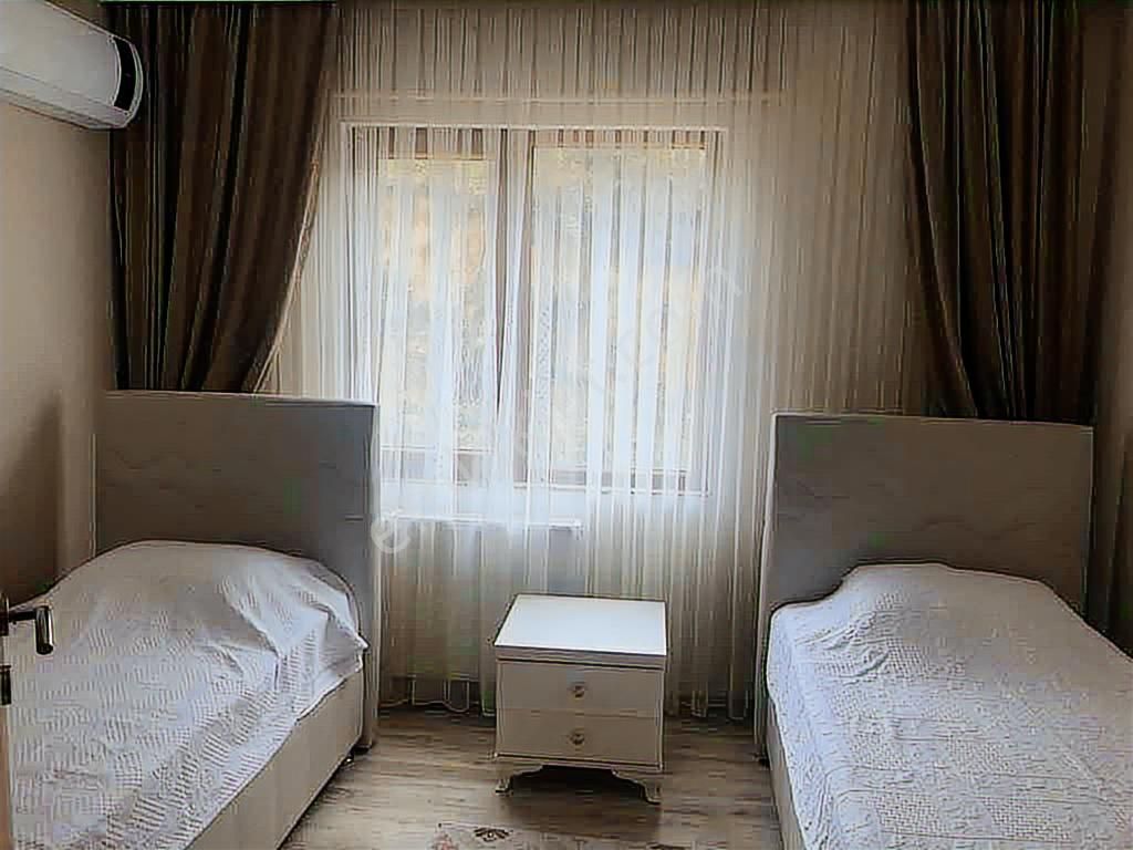 Kaşüstü Mah.'de Satılık 3+1 Eşyalı Daire - Görsel 5