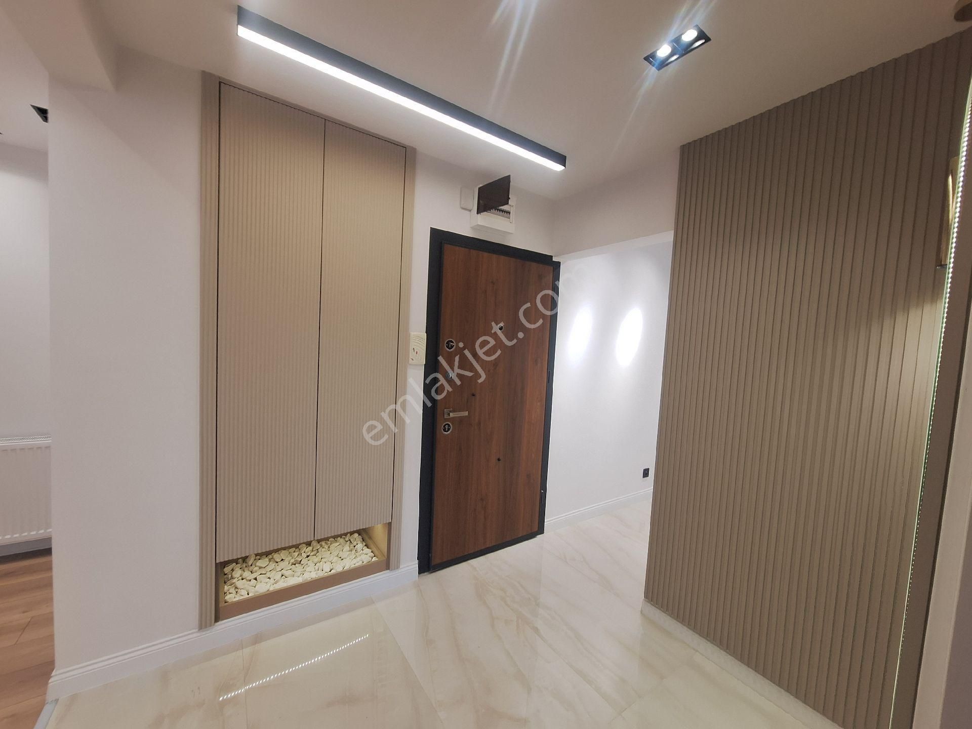 Hatay Göztepe De İnönü Cadde Üzeri 3+1 Köşe Bakımlı Asansörlü Dahil - Görsel 27