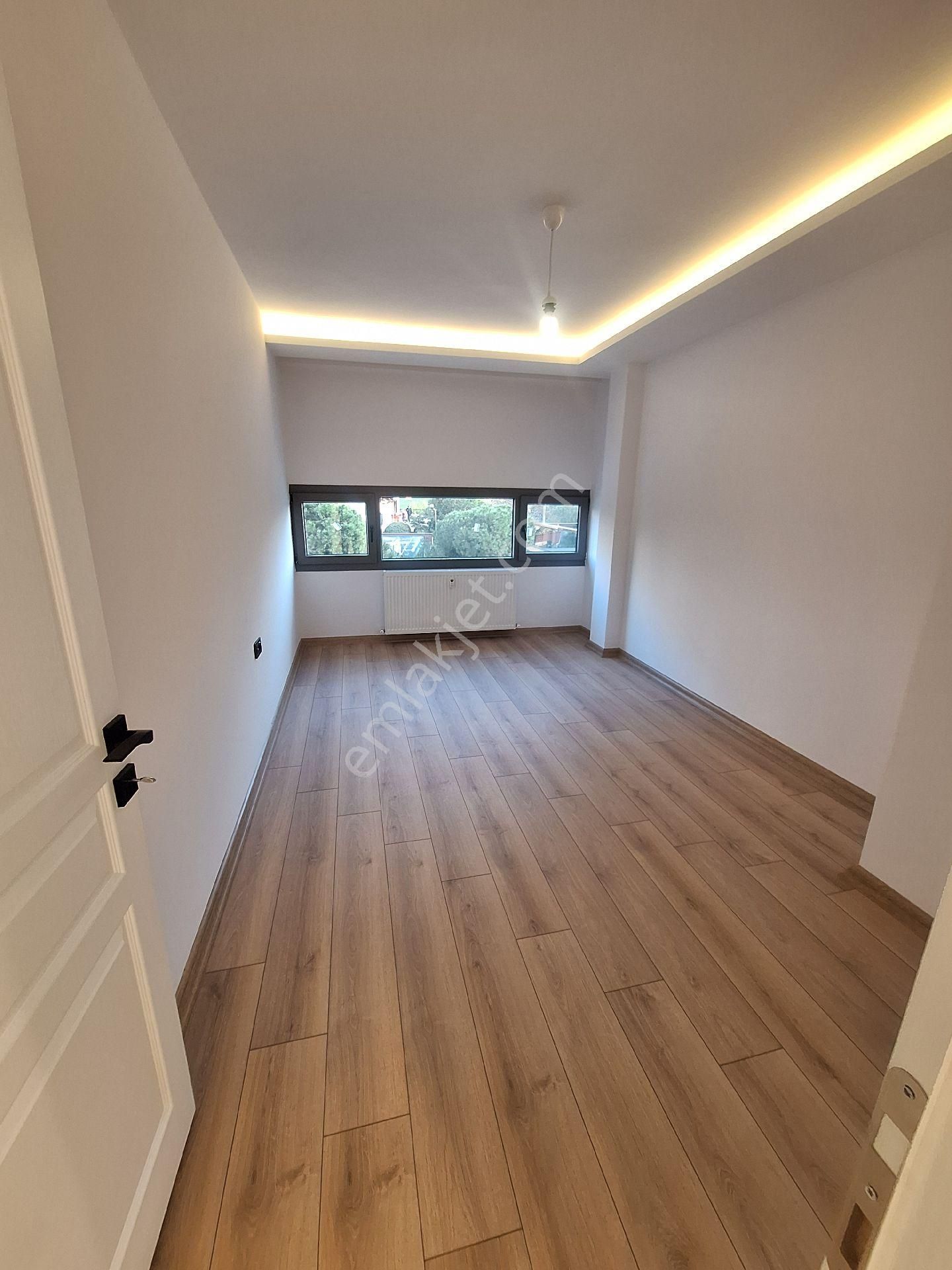 Hatay Göztepe De İnönü Cadde Üzeri 3+1 Köşe Bakımlı Asansörlü Dahil - Görsel 18