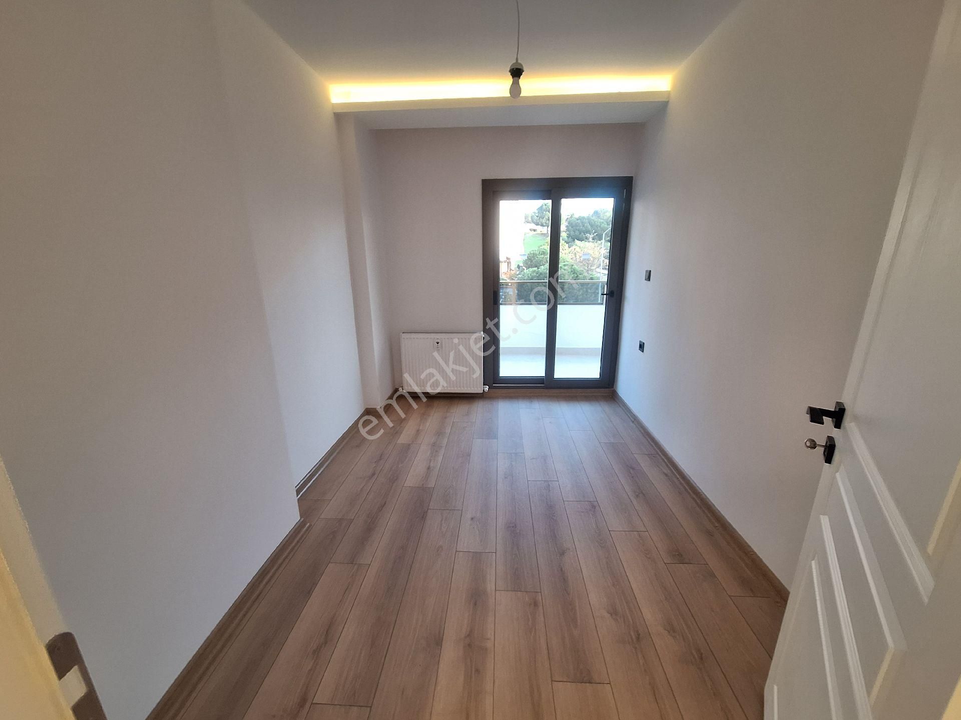 Hatay Göztepe De İnönü Cadde Üzeri 3+1 Köşe Bakımlı Asansörlü Dahil - Görsel 17