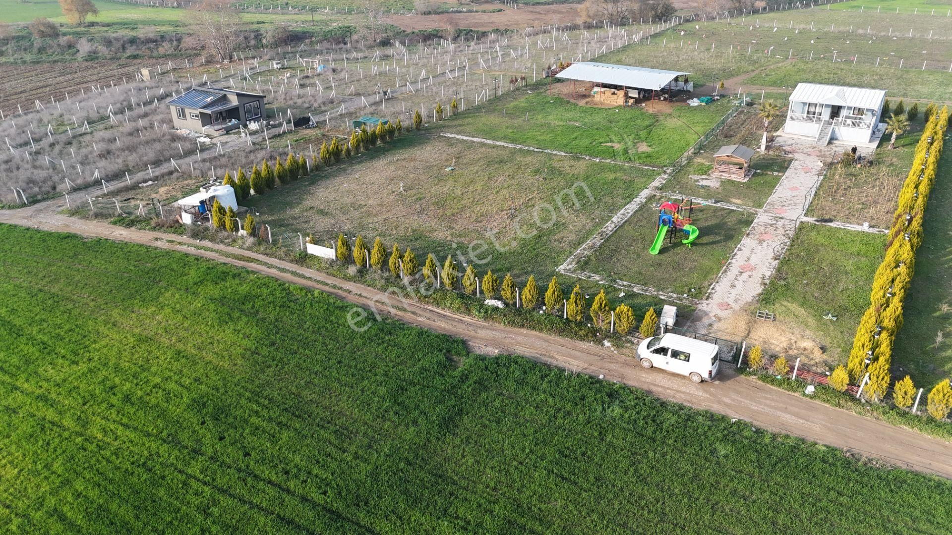 İzmir Menderes Altıntepede 4080 M2 Arsa İçinde 100m2 Bahçeli Çiftlik Evi - Görsel 30