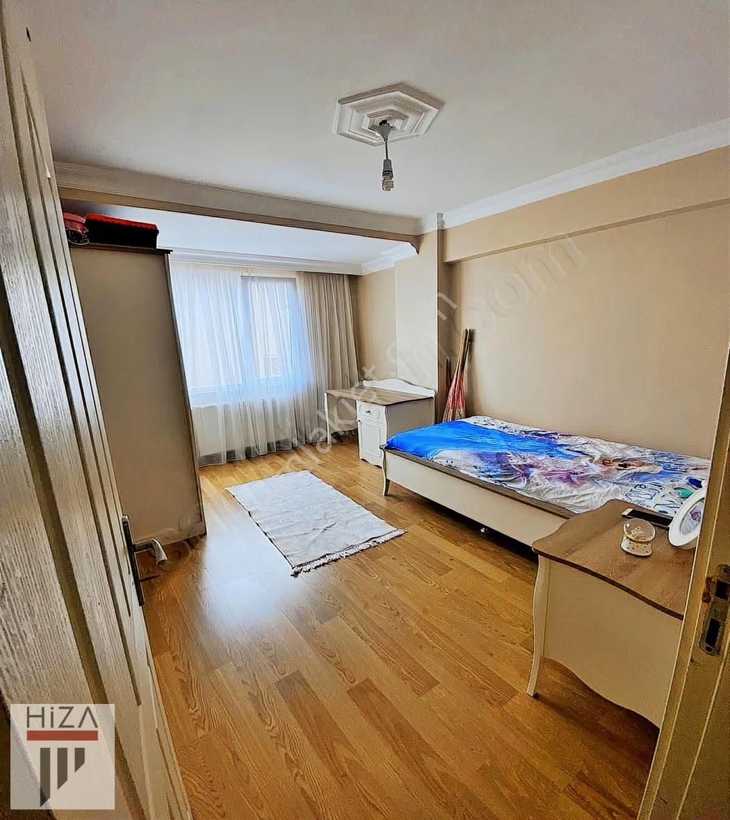 Metrobüse Yakın Caddeye 2 Bina Acil Satılık 2+1 Arakat Daire ! ! - Görsel 21