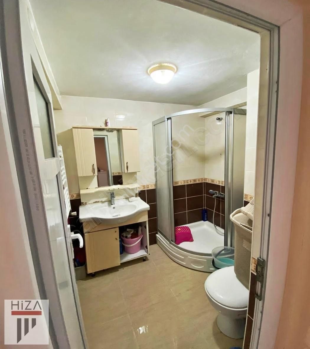 Metrobüse Yakın Caddeye 2 Bina Acil Satılık 2+1 Arakat Daire ! ! - Görsel 7