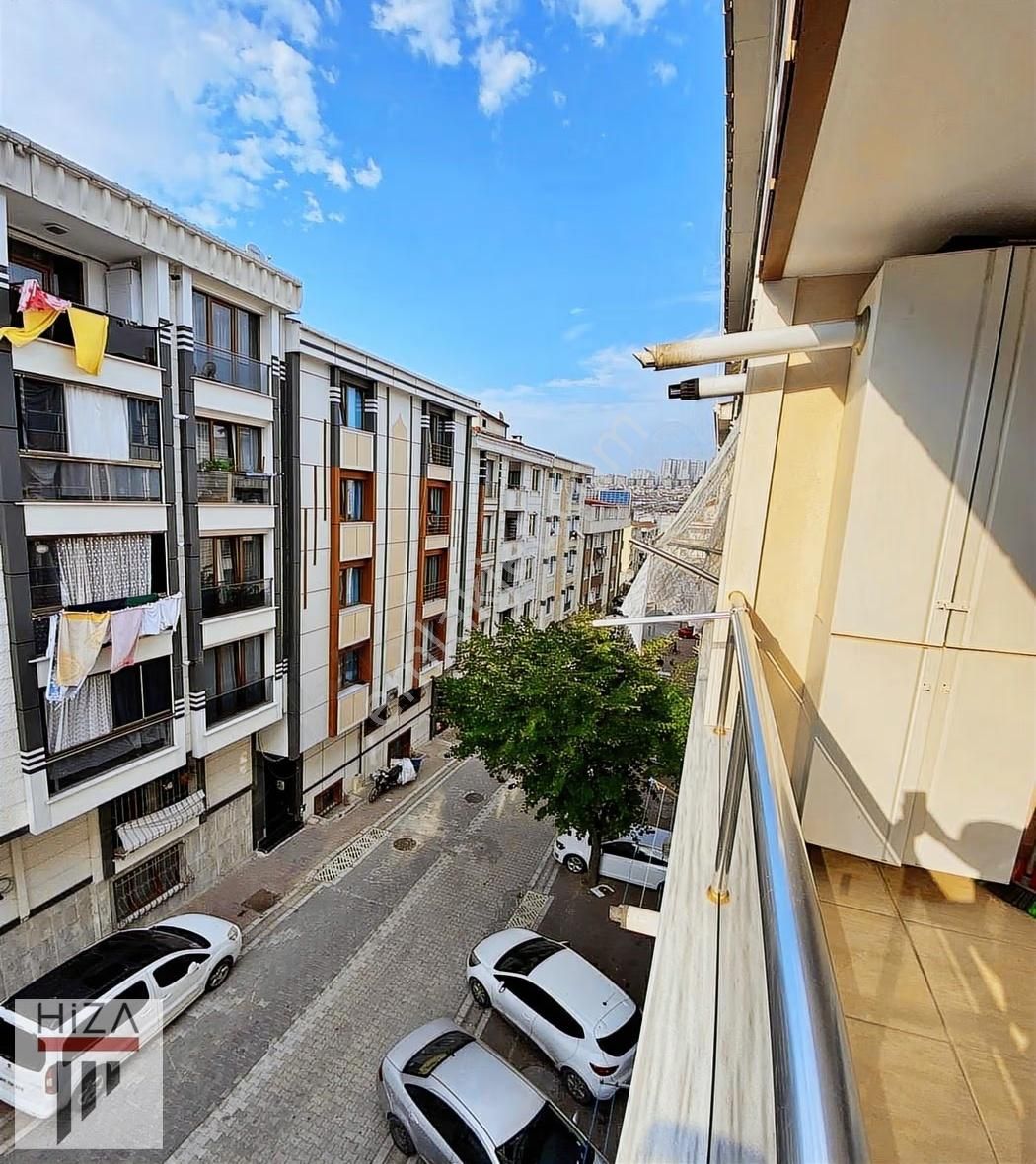 Metrobüse Yakın Caddeye 2 Bina Acil Satılık 2+1 Arakat Daire ! ! - Görsel 27