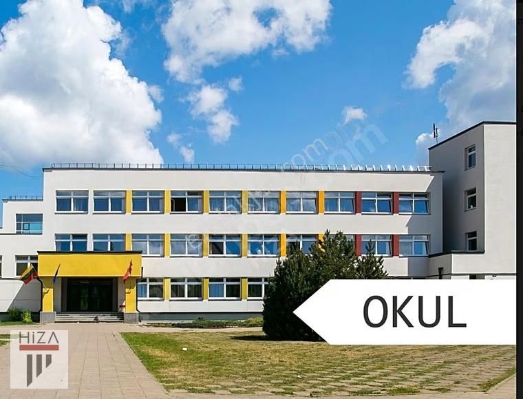 Beylikdüzü Metrobüse Yakın Site İçinde 2+1 Acil Satılık Daire!! - Görsel 2