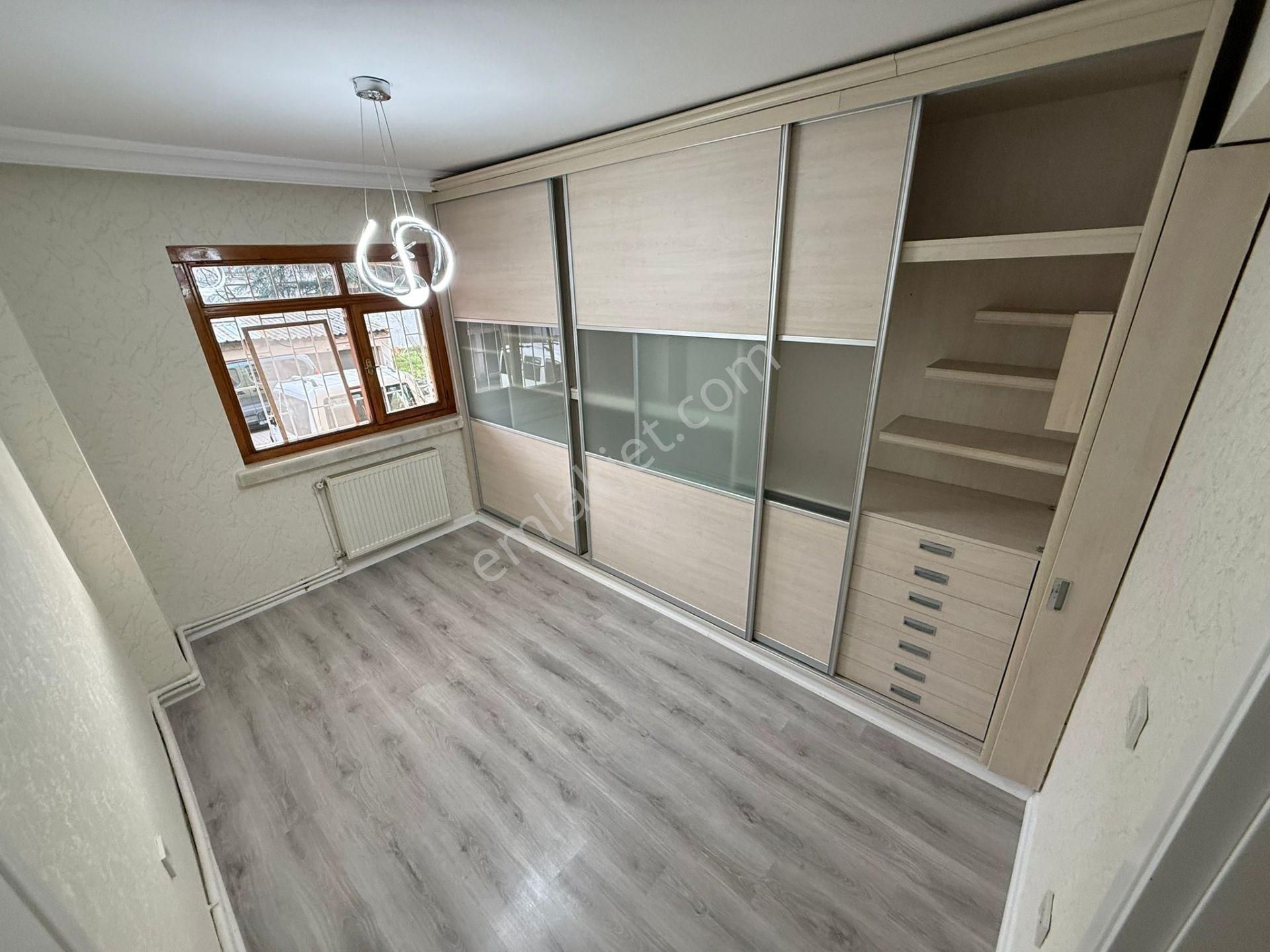 Vatan'dan Tepebaşı Cuma Sokak'ta Megalüks Yapılı Yüksek Giriş Balkonlu Satılık 3+1 Daire - Görsel 24