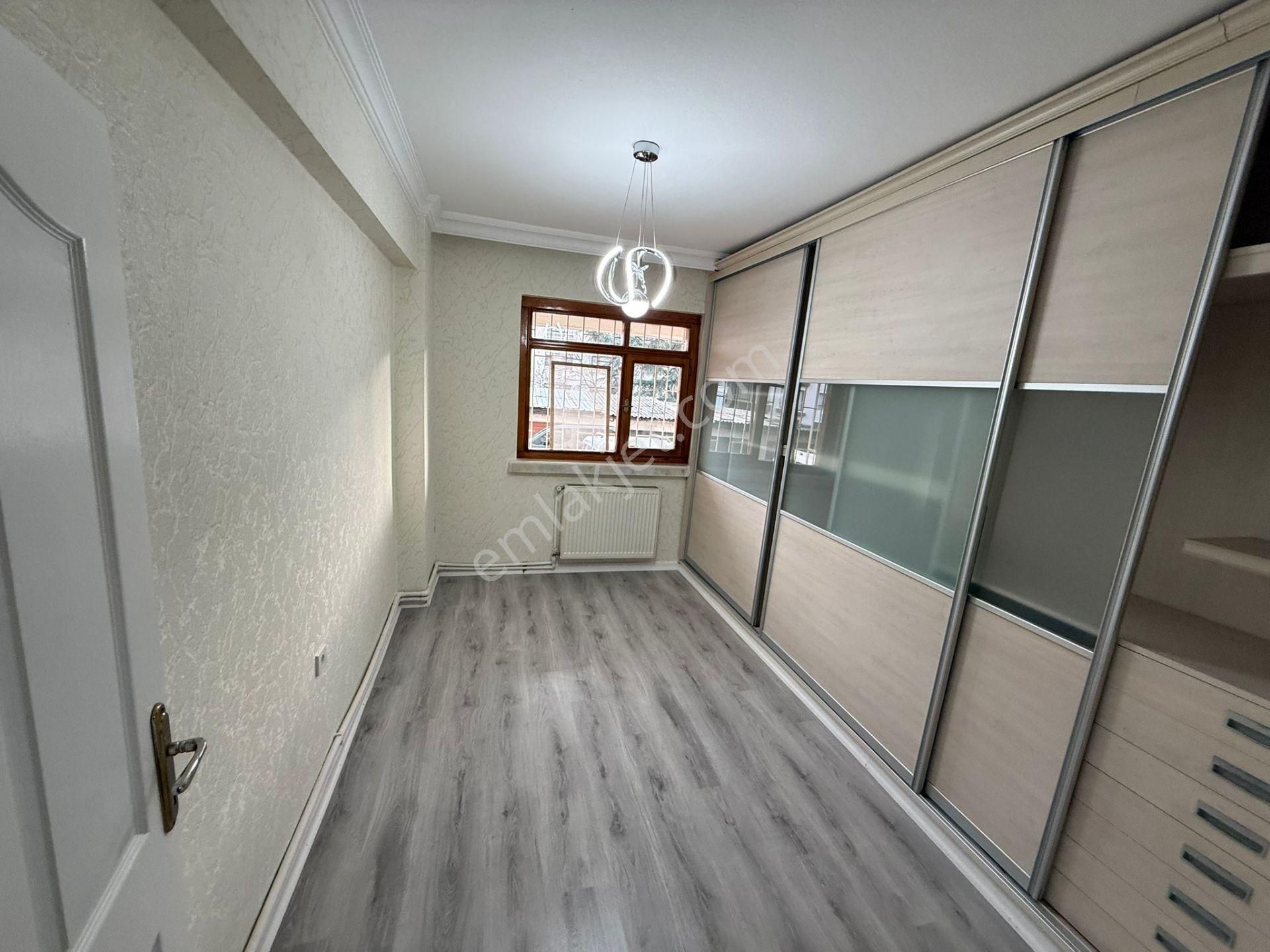 Vatan'dan Tepebaşı Cuma Sokak'ta Megalüks Yapılı Yüksek Giriş Balkonlu Satılık 3+1 Daire - Görsel 19