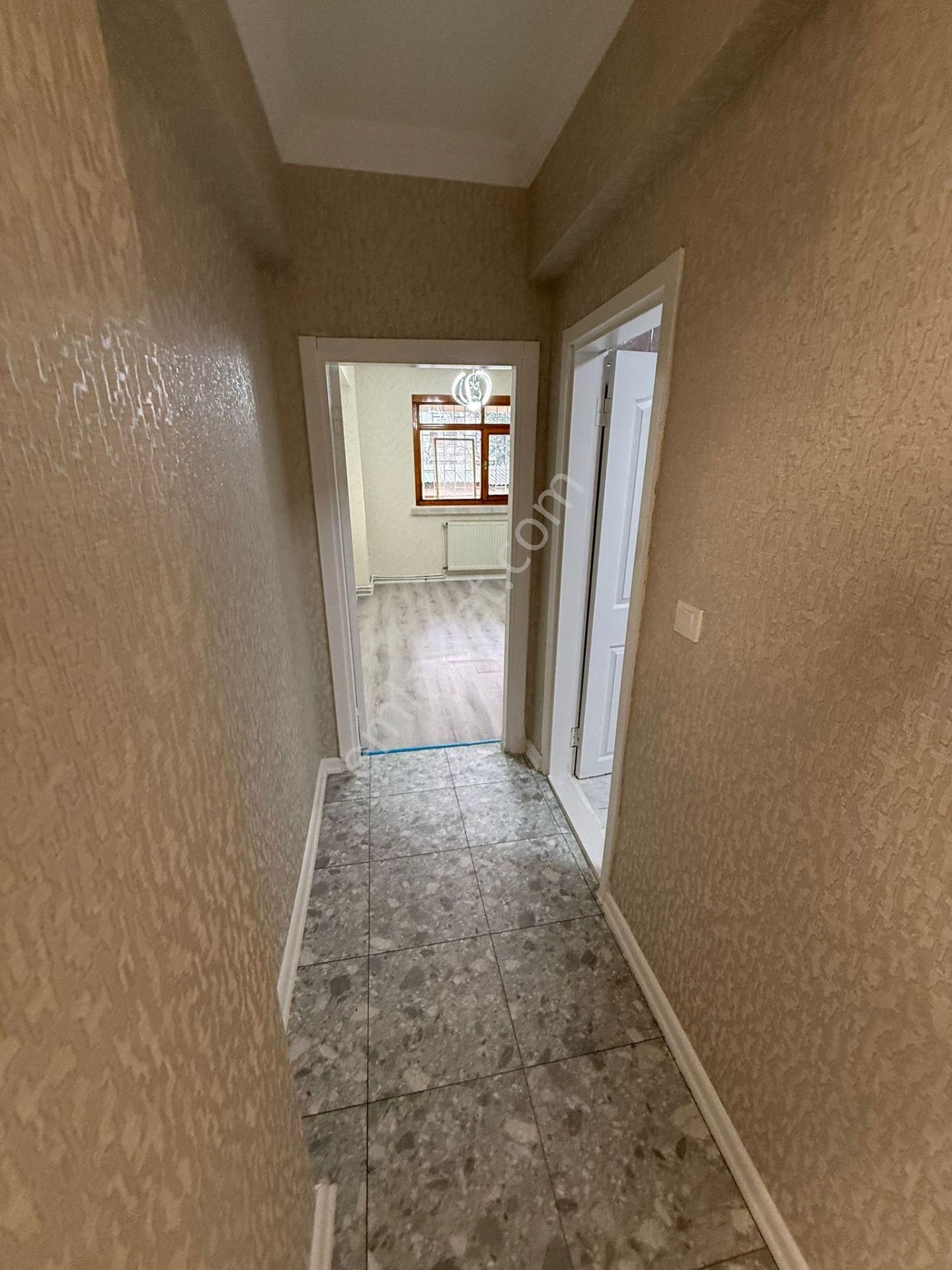 Vatan'dan Tepebaşı Cuma Sokak'ta Megalüks Yapılı Yüksek Giriş Balkonlu Satılık 3+1 Daire - Görsel 21