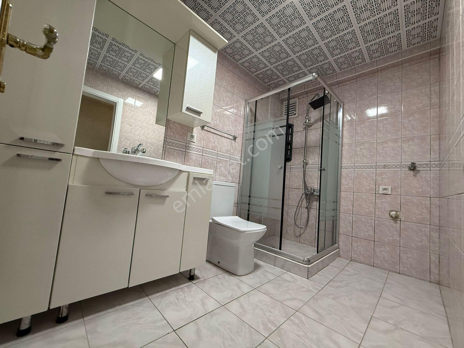 Vatan'dan Tepebaşı Cuma Sokak'ta Megalüks Yapılı Yüksek Giriş Balkonlu Satılık 3+1 Daire - Görsel 23