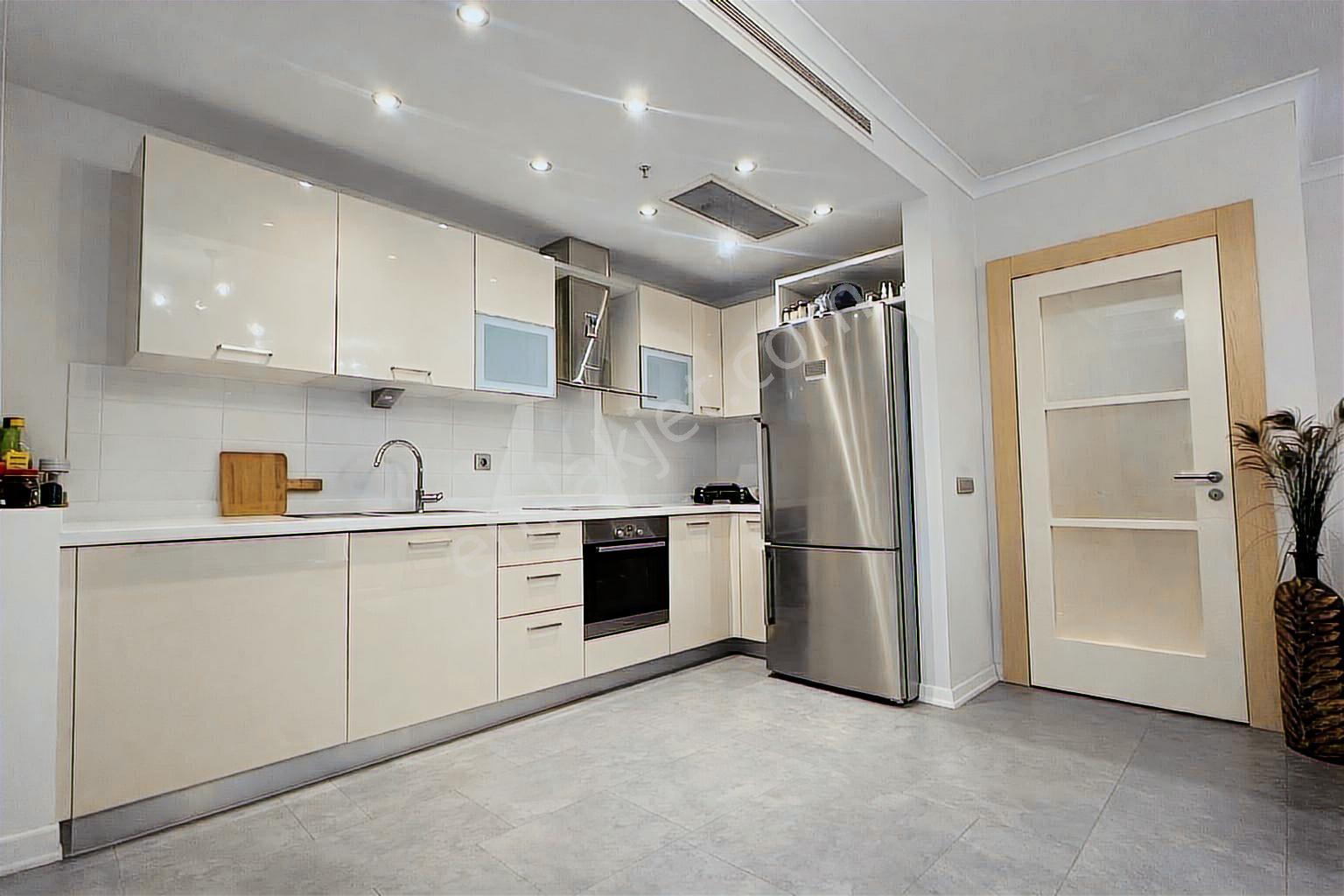 Varyap Meridian'de Watergarden Manzaralı Muhteşem 2+1 Satılık - Görsel 6