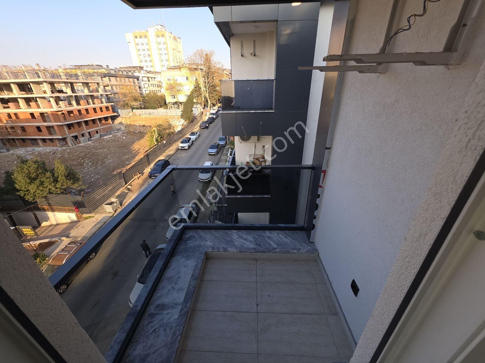 İnox'dan Bostancı Sınırında Deniz Manzaralı Geniş 3+1 Dubleks - Görsel 10