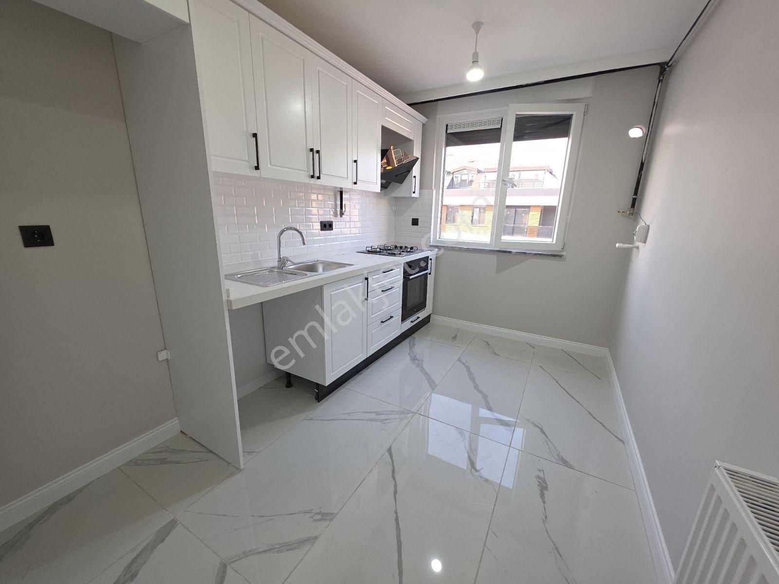 İnox'dan Bostancı Sınırında Deniz Manzaralı Geniş 3+1 Dubleks - Görsel 17