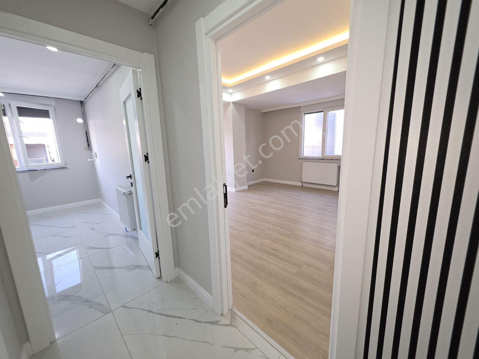 İnox'dan Bostancı Sınırında Deniz Manzaralı Geniş 3+1 Dubleks - Görsel 5