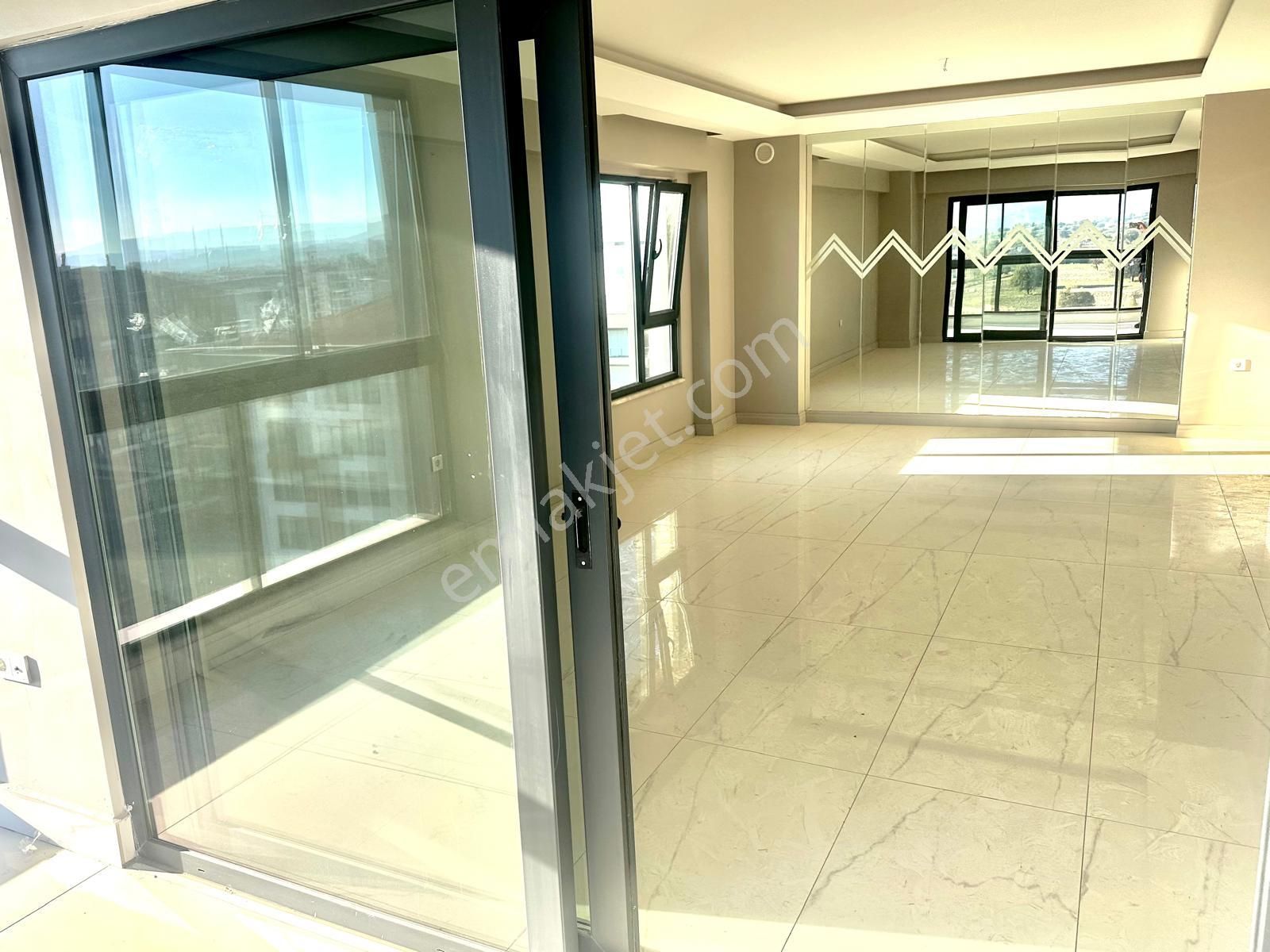 Çanakkale Merkez Lüks 4+1 Daire Green Life'ta Havuzlu Fırsat! - Görsel 13