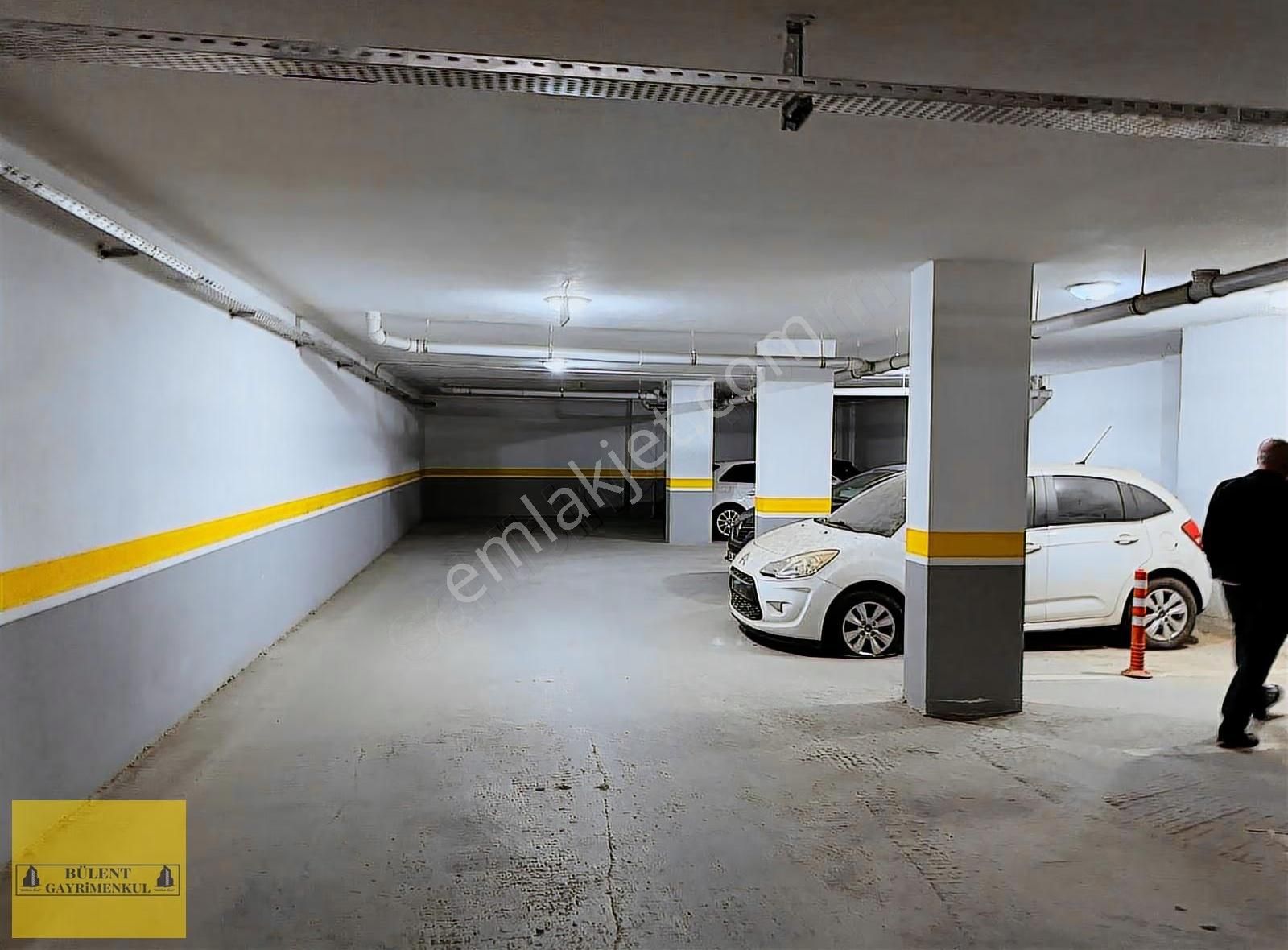 Bahçelievler 500 Bulvar Yakını 6 Yıllık Dubleks 6+2 K.oto Park - Görsel 33