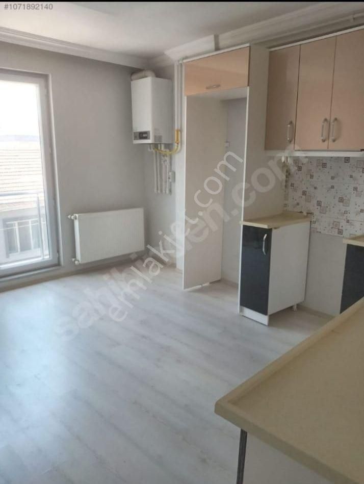 Bursa İnegöl Mahmudiye Mah 167m2 3. Kat Kiracılı Ev Takaslı Satılık Dublexs - Görsel 2