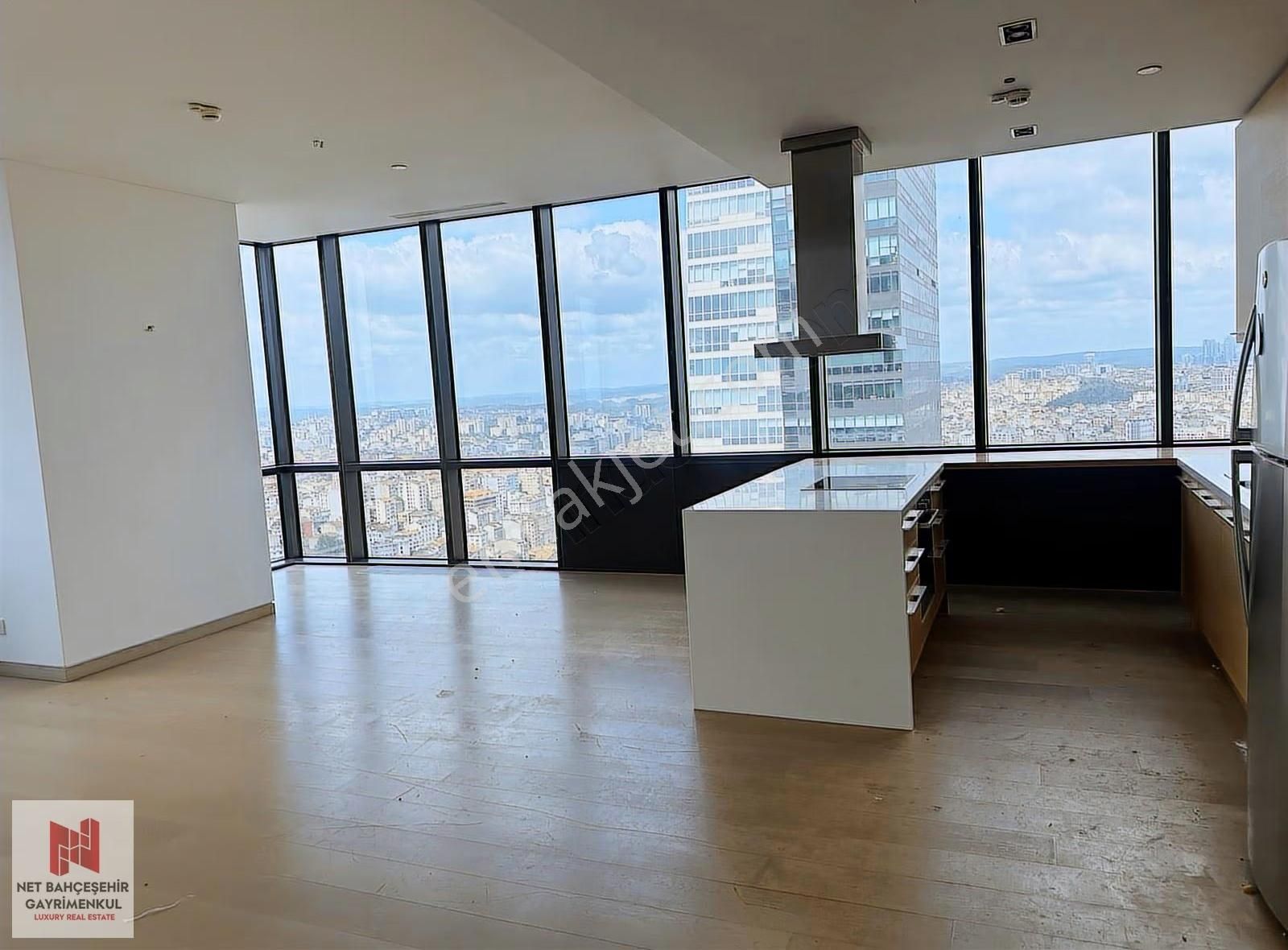 Trump Towers Köşe Çift Cephe Boş 2+1 Satılık Residence Daire - Görsel 8