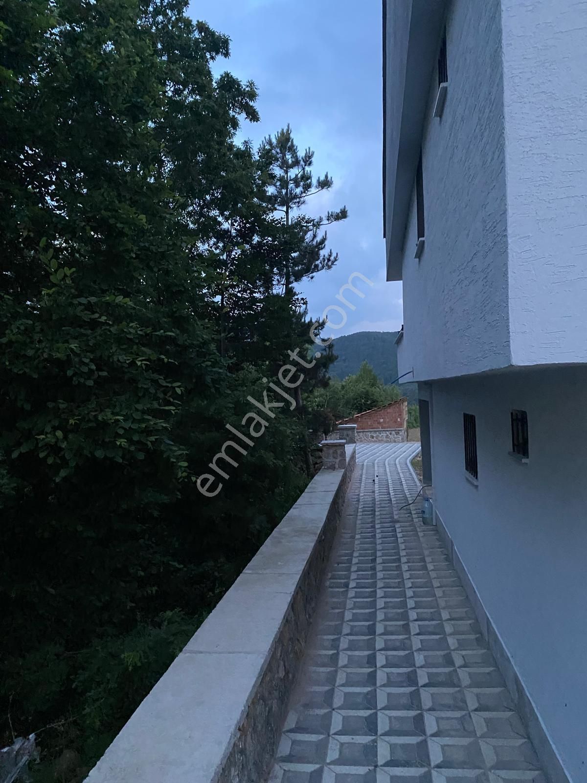 Bursa Mezitler’de 160m2 3+1 2 Katlı Yerden Isıtmalı Satılık Villa - Görsel 11