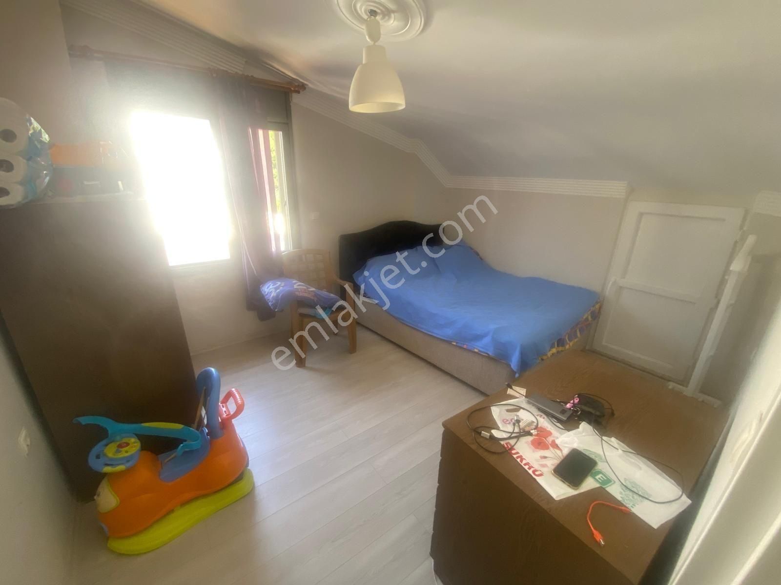 Altınkum'da Denize Yürüme Mesafesinde Geniş 3+1 Dublex - Görsel 18