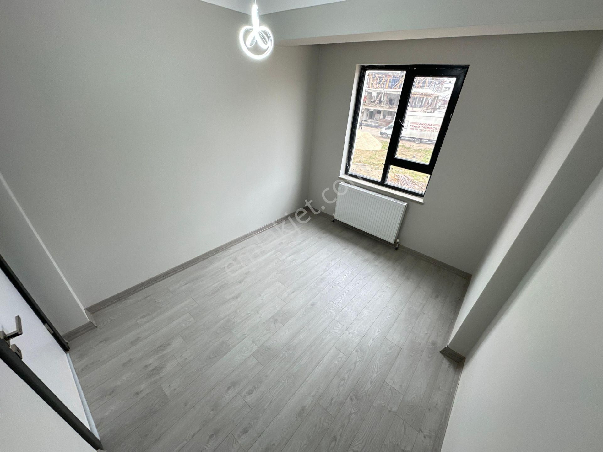 Sincan Yenikentte Satılık 3+1 Sıfır Daire Ara Katta - Görsel 23