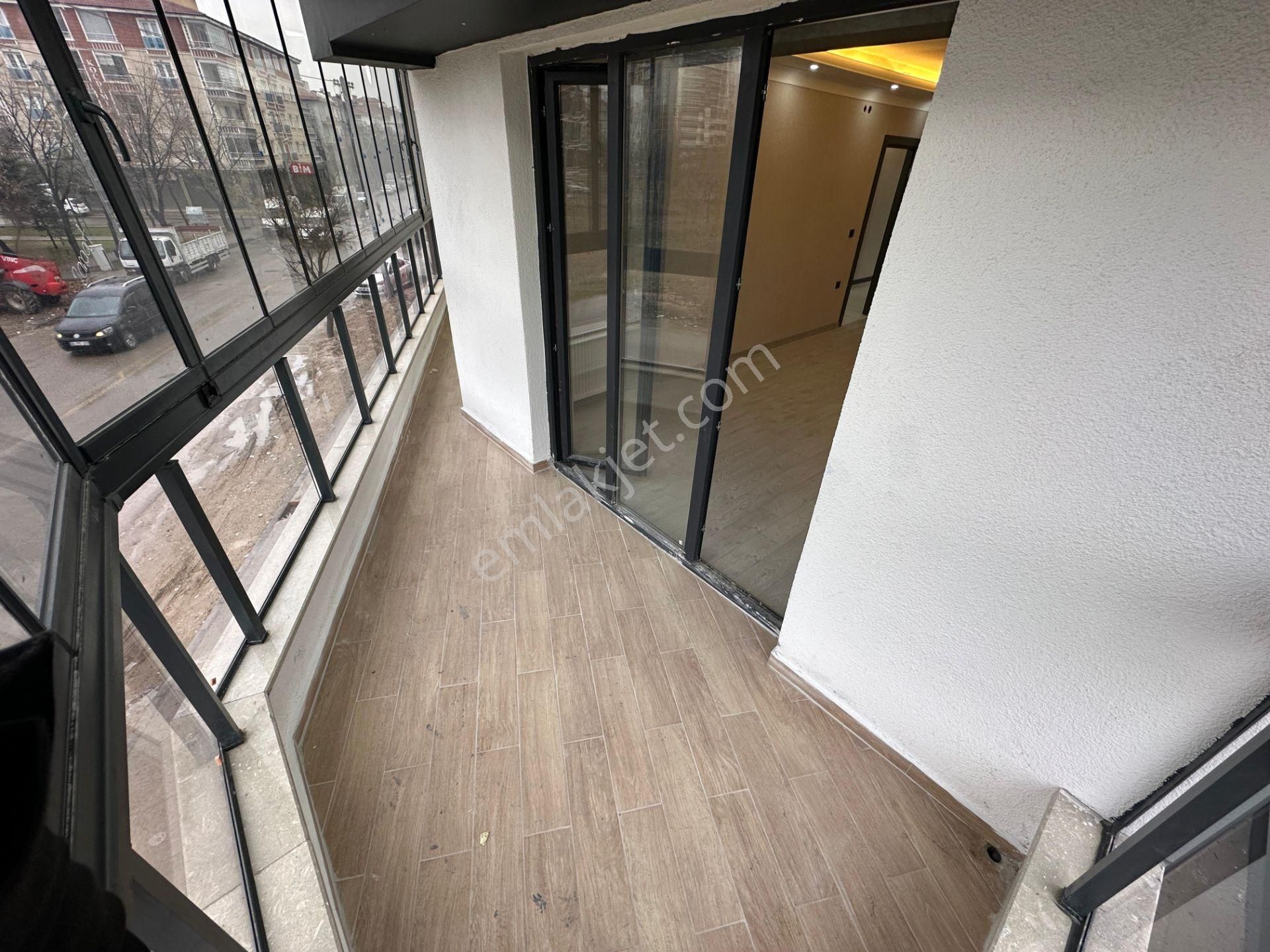 Sincan Yenikentte Satılık 3+1 Sıfır Daire Ara Katta - Görsel 6