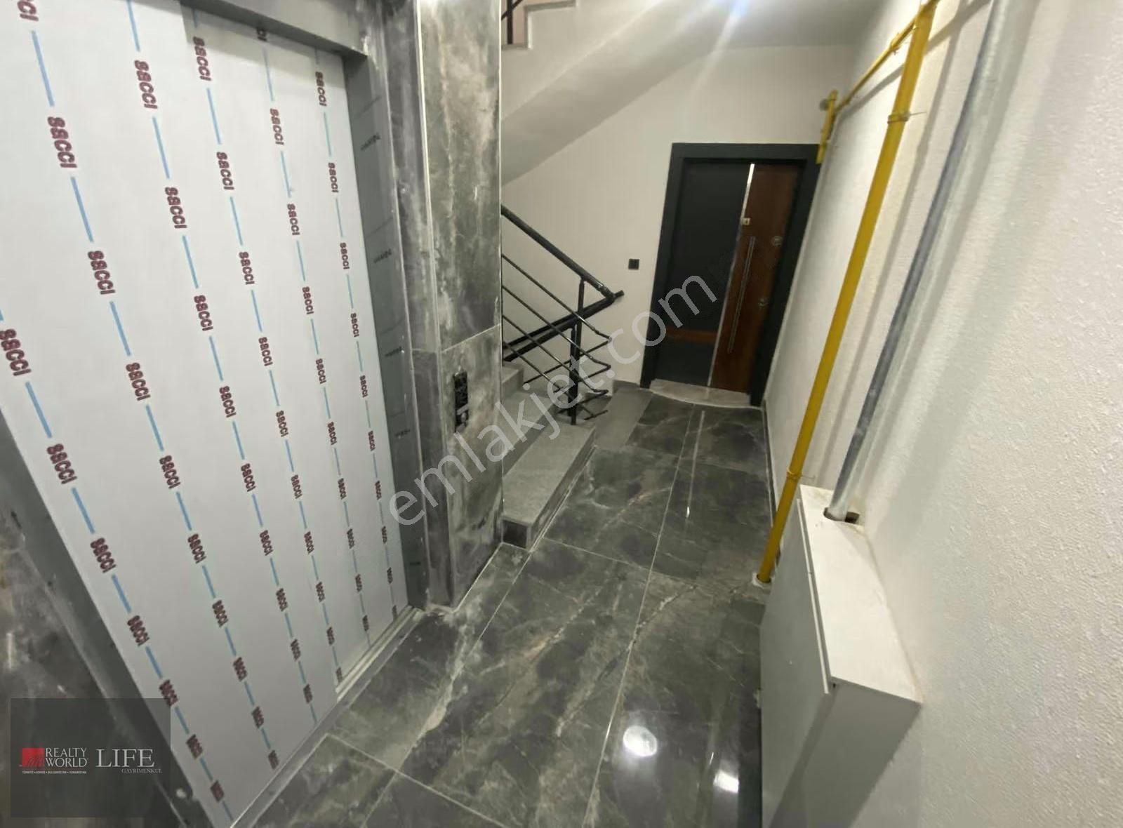 Rw Lıfe // Çamlıca Mah. Arakat Özel Garajlı 3+1 Satılık Daire - Görsel 19