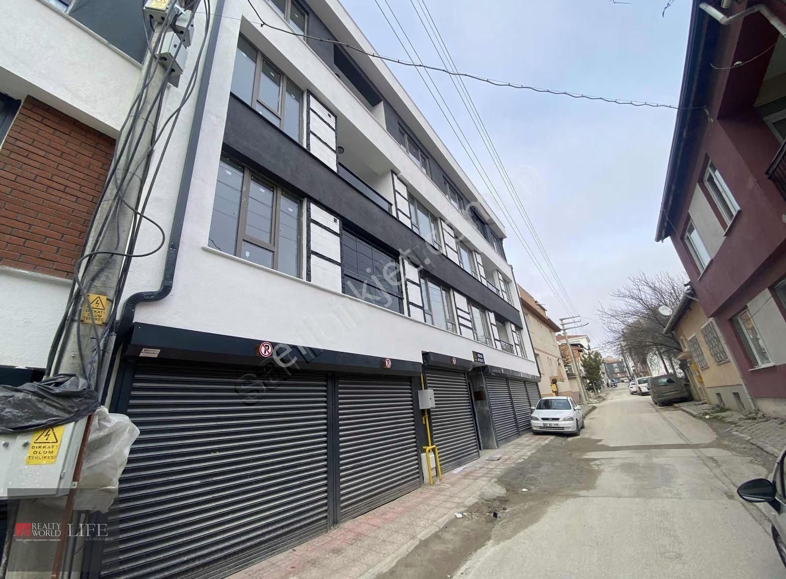 Rw Lıfe // Çamlıca Mah. Arakat Özel Garajlı 3+1 Satılık Daire - Görsel 13