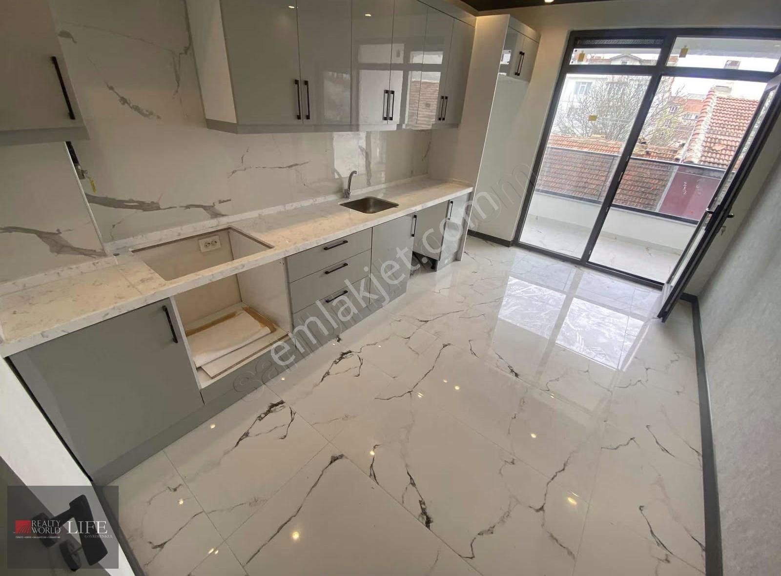 Rw Lıfe // Çamlıca Mah. Arakat Özel Garajlı 3+1 Satılık Daire - Görsel 25