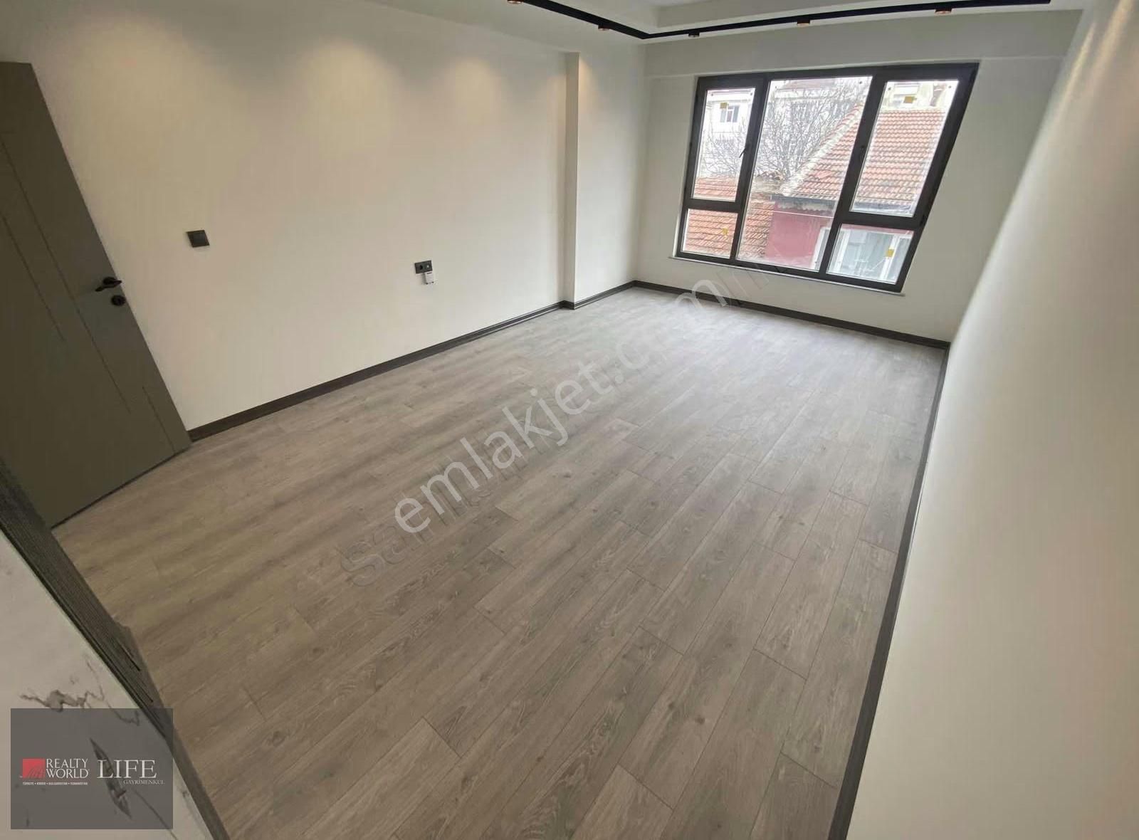 Rw Lıfe // Çamlıca Mah. Arakat Özel Garajlı 3+1 Satılık Daire - Görsel 12