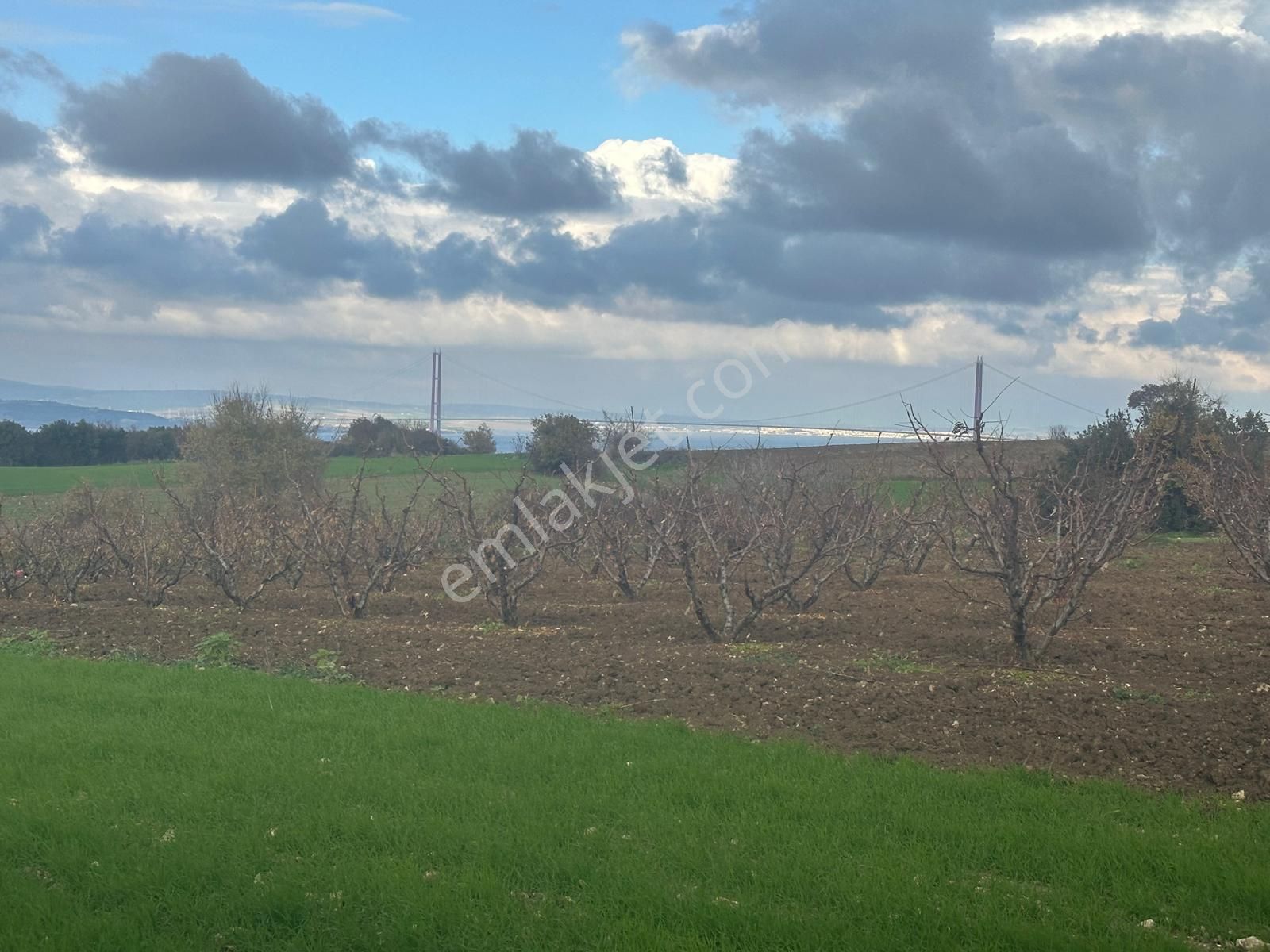 1915 Çanakkale Köprüsü Manzaralı Çok Acil Satılık Arazi!!