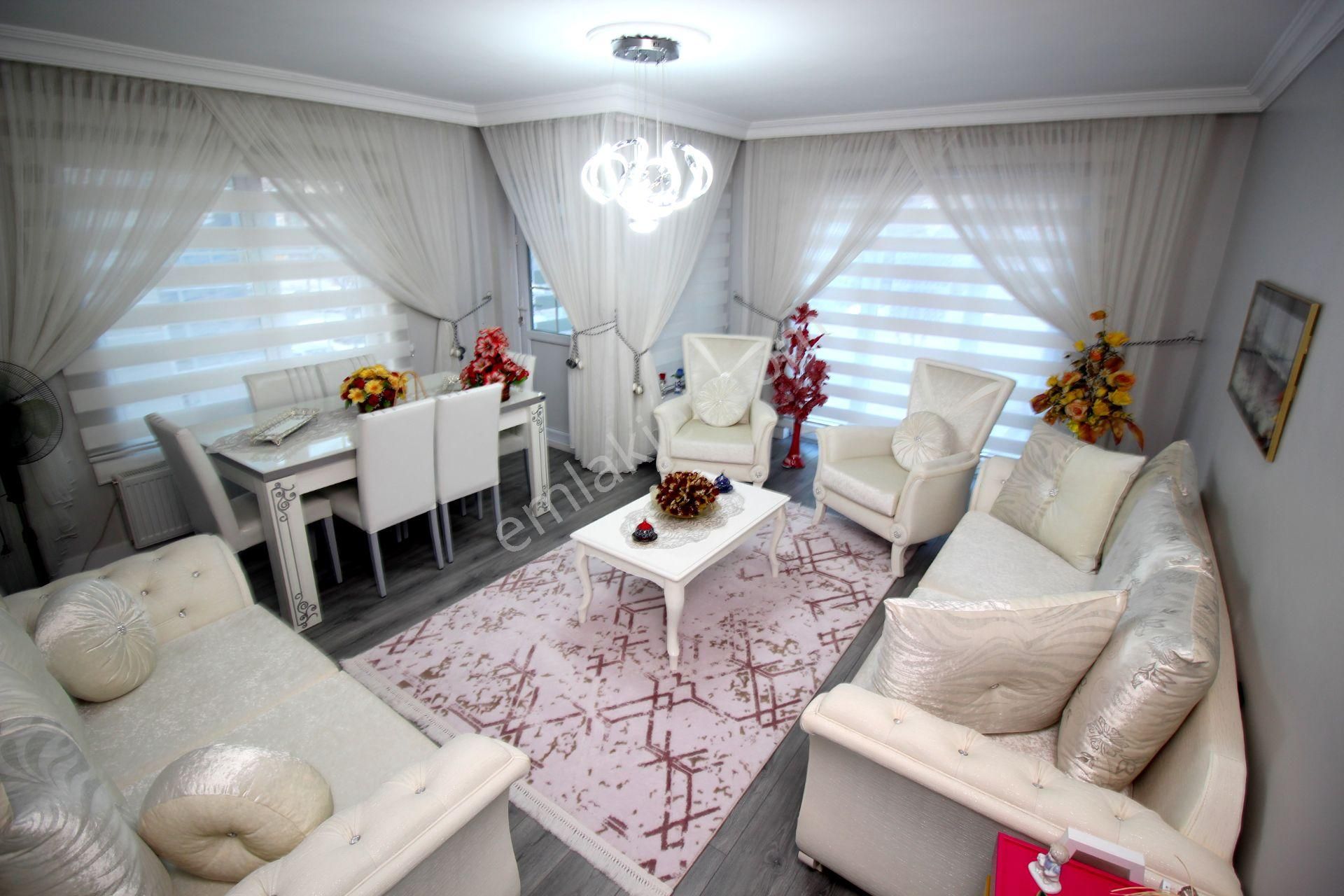 Emre Emlak'tan Atakent'te Full Yapılı Ön Cephe Katta 2+1 Satılık Daire - Görsel 12