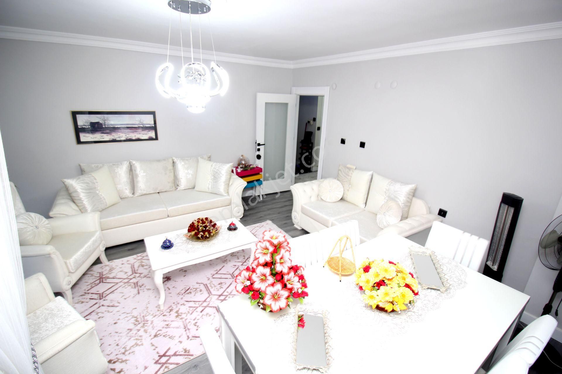 Emre Emlak'tan Atakent'te Full Yapılı Ön Cephe Katta 2+1 Satılık Daire - Görsel 8