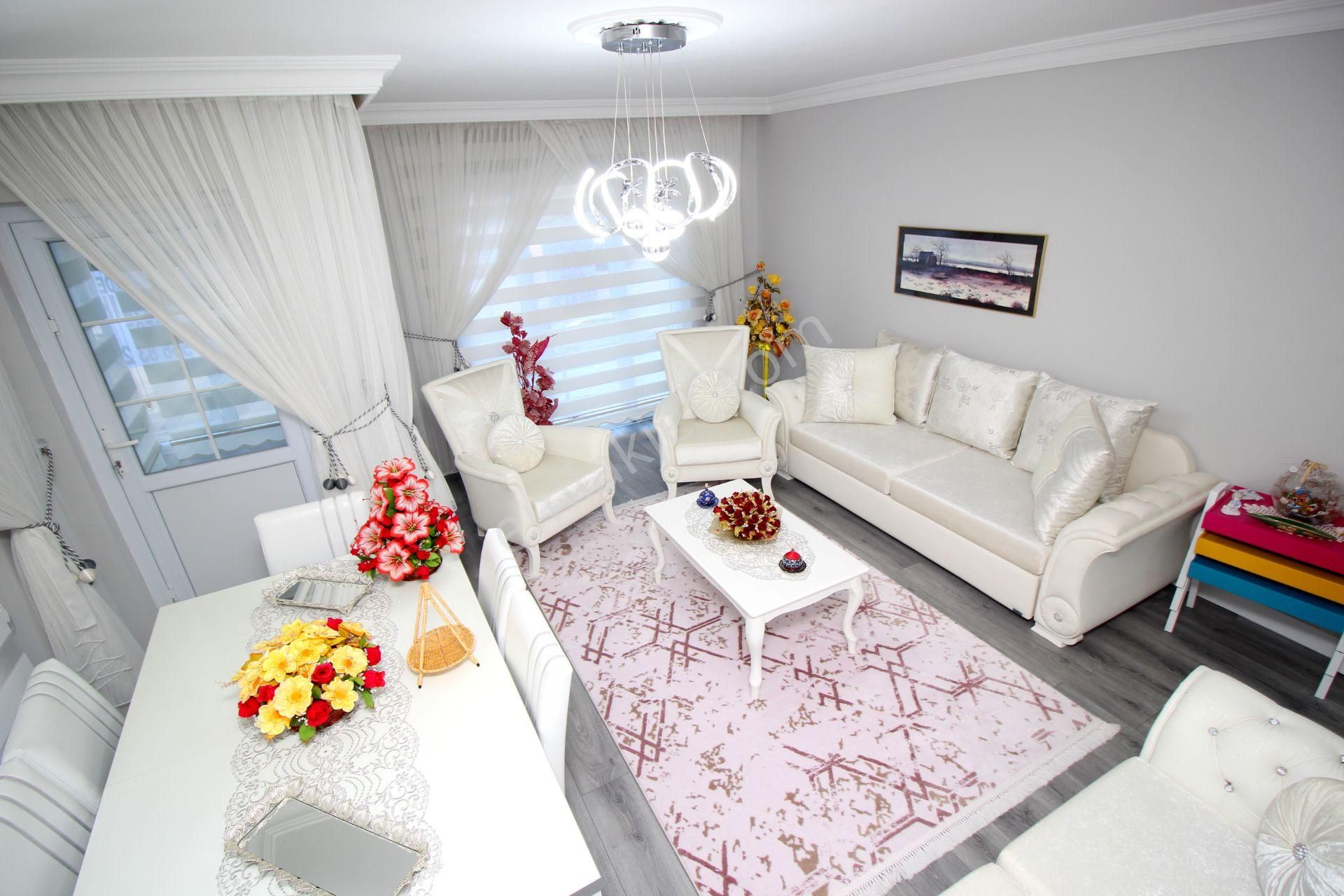 Emre Emlak'tan Atakent'te Full Yapılı Ön Cephe Katta 2+1 Satılık Daire - Görsel 10